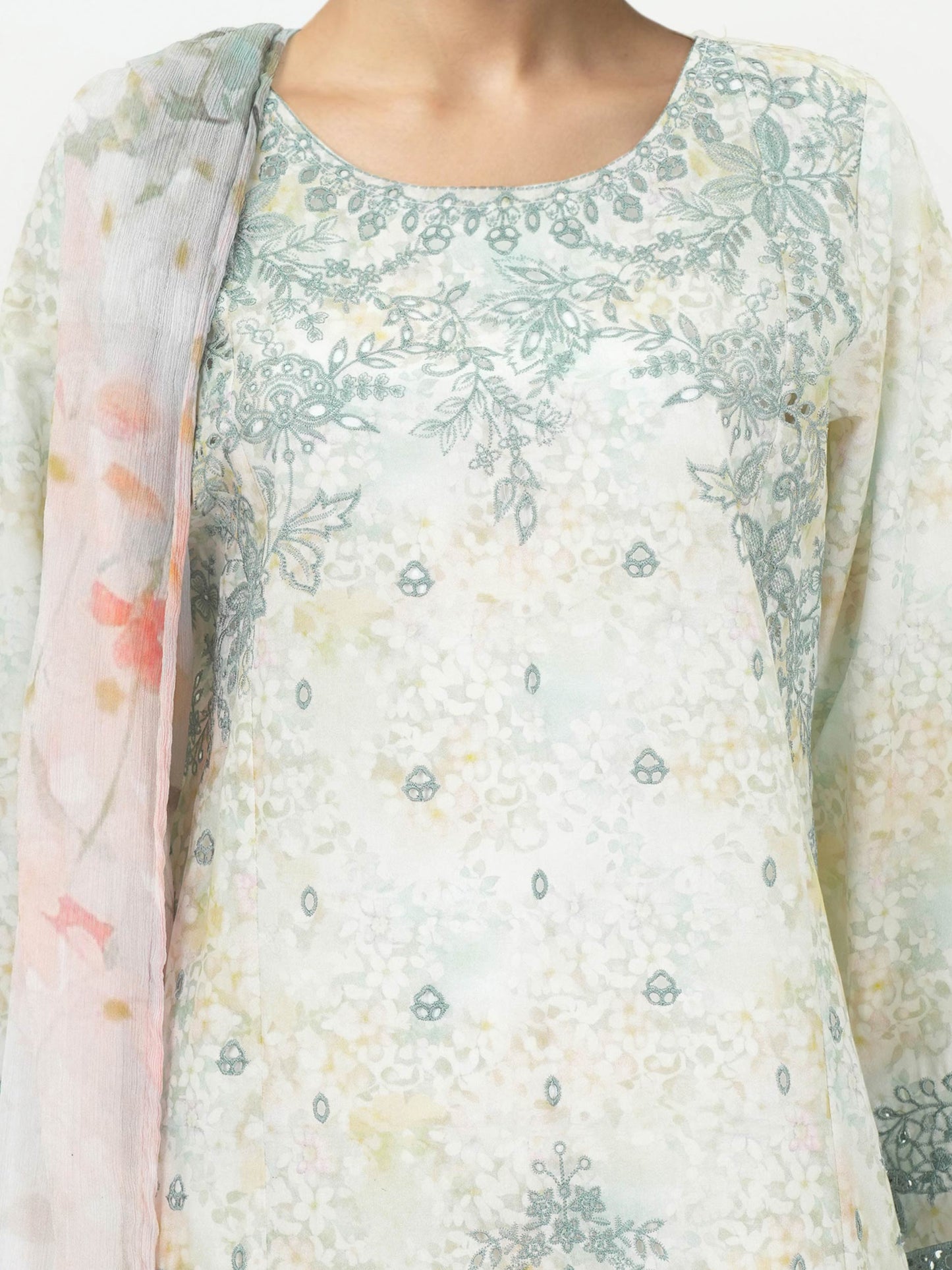 3 Piece Lawn Suit- Embroidered (Unstitched)