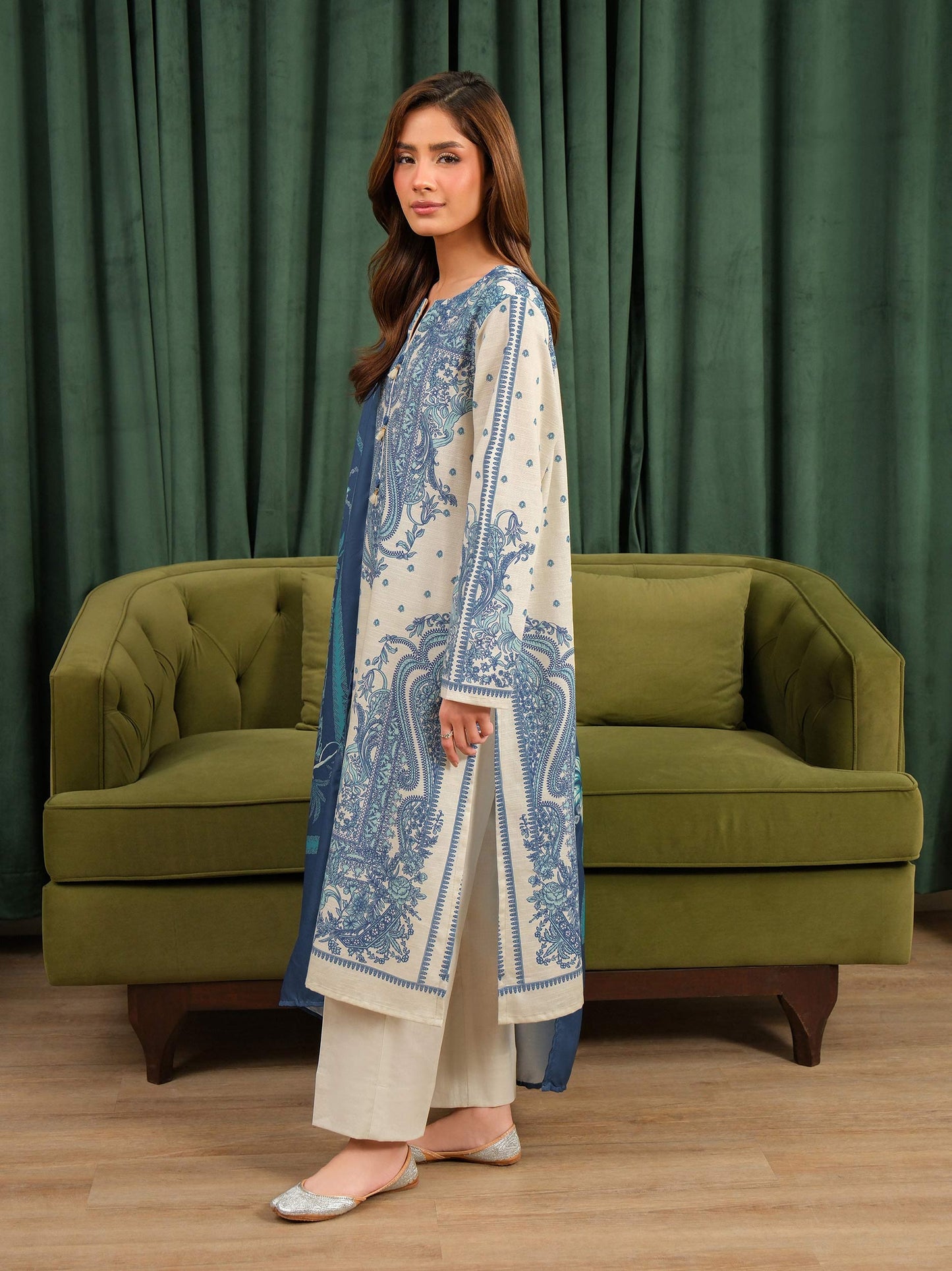 2 Piece Khaddar Suit-Printed (Unstitched)