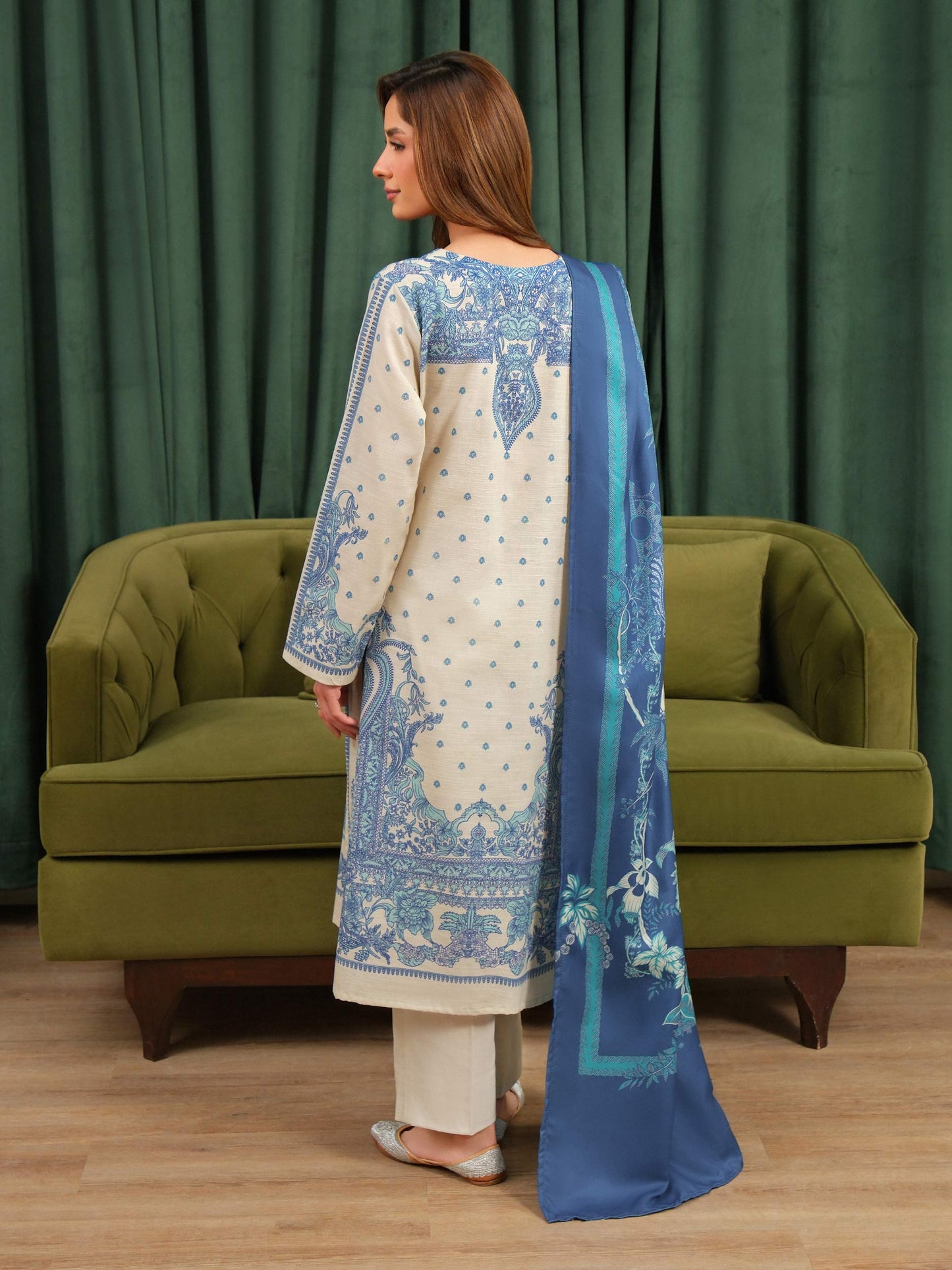 2 Piece Khaddar Suit-Printed (Unstitched)