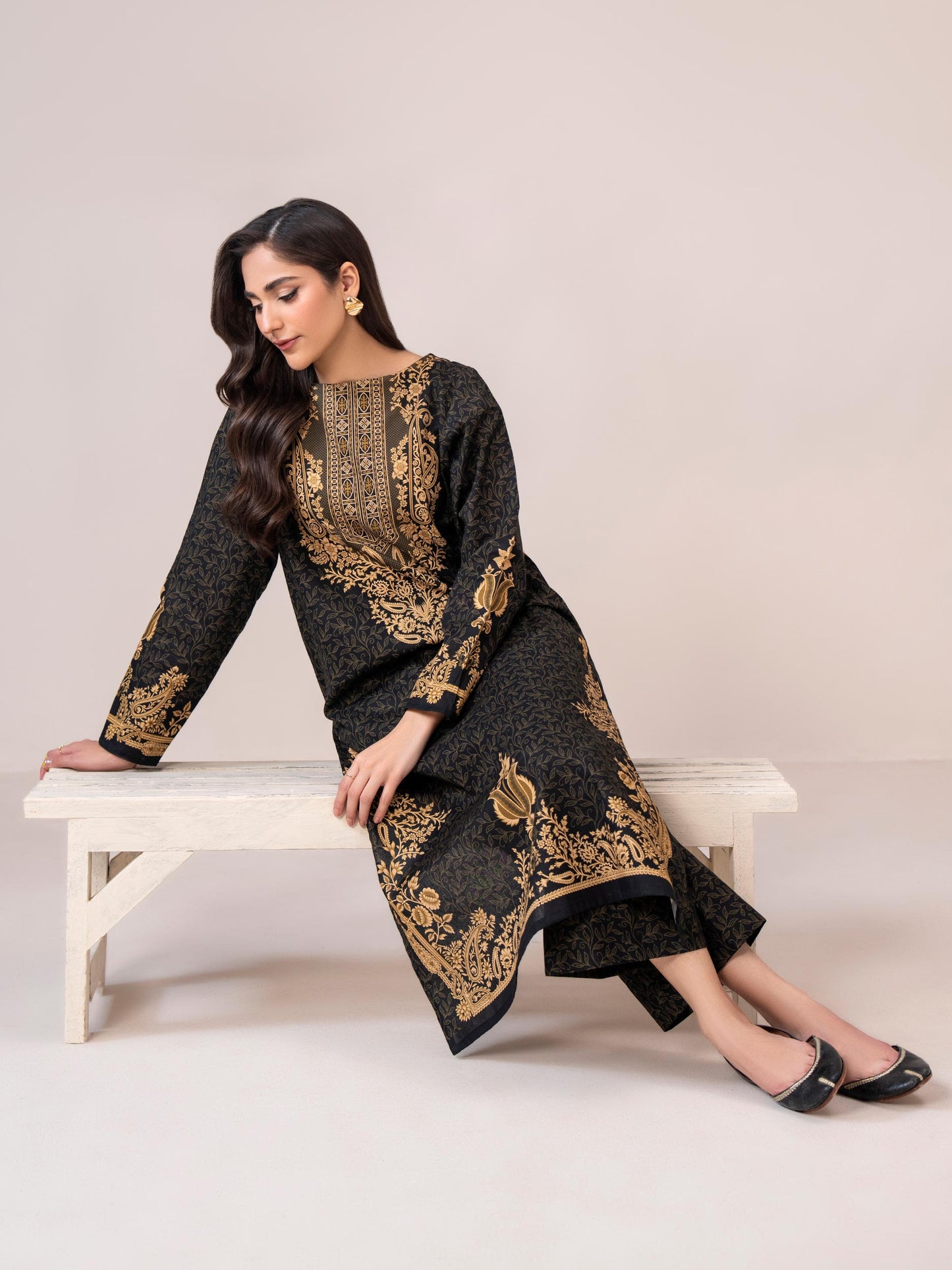 2 Piece Slub Khaddar Suit(Unstitched)