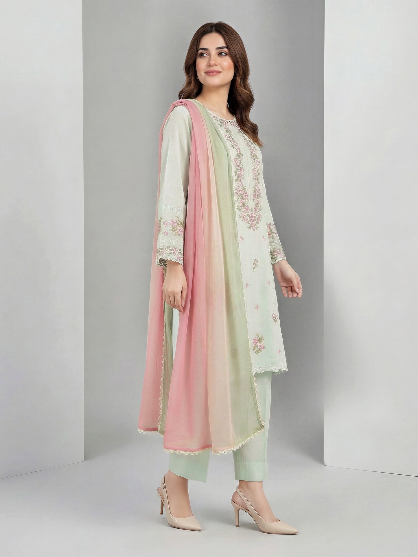 3 Piece Lawn Suit-Embroidered (Unstitched)