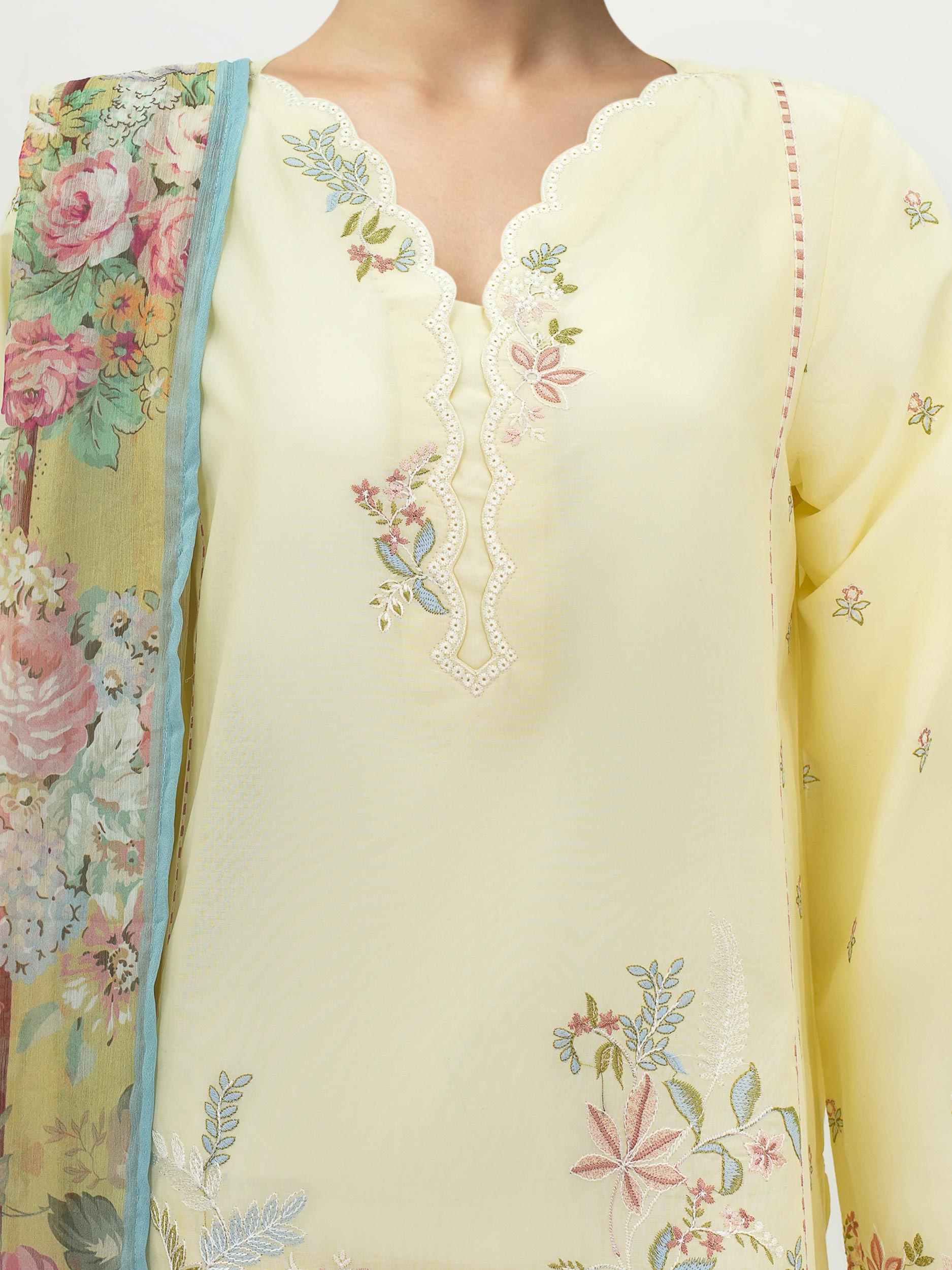 3 Piece Lawn Suit-Embroidered (Unstitched)