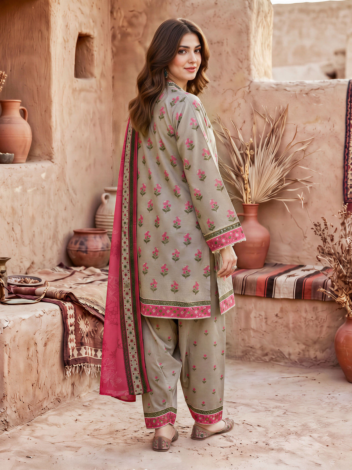 3 Piece Khaddar Paste Suit (Unstitched)