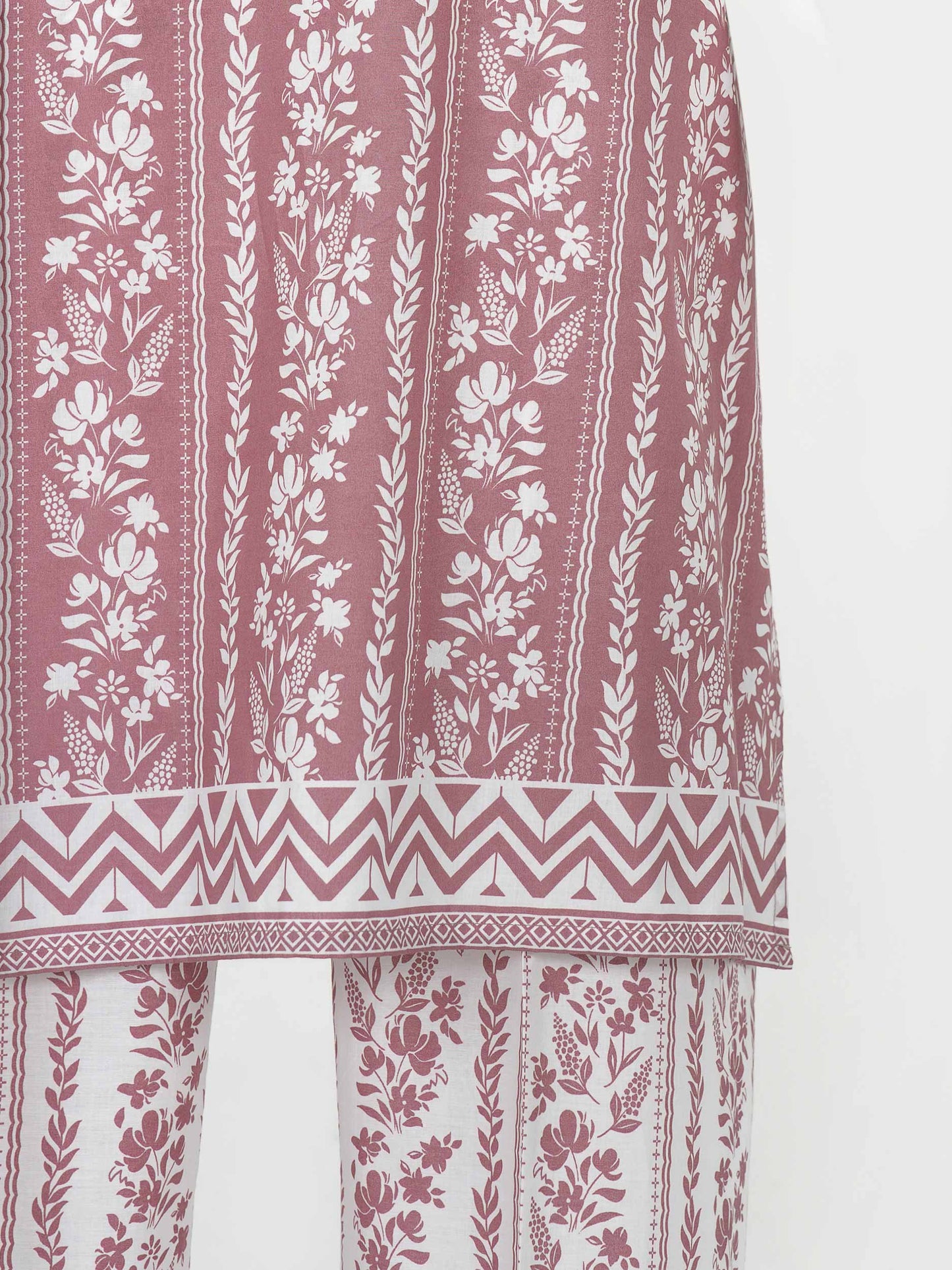 3 Piece Lawn Suit- Printed (Unstitched)