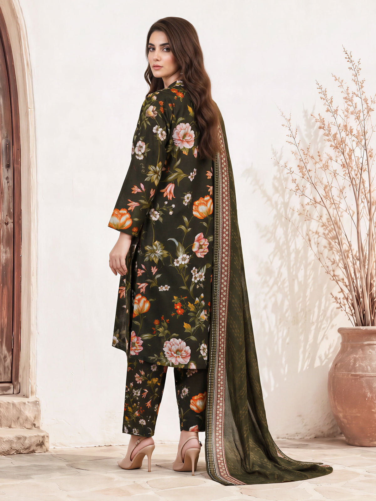 3 Piece Khaddar Suit (Unstitched)