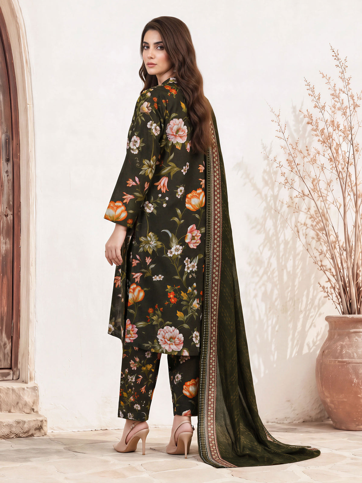 3 Piece Khaddar Suit (Unstitched)