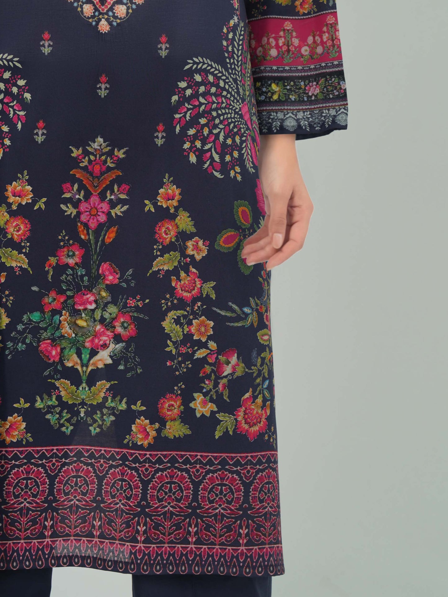 3 Piece Lawn Suit -Printed (Unstitched)