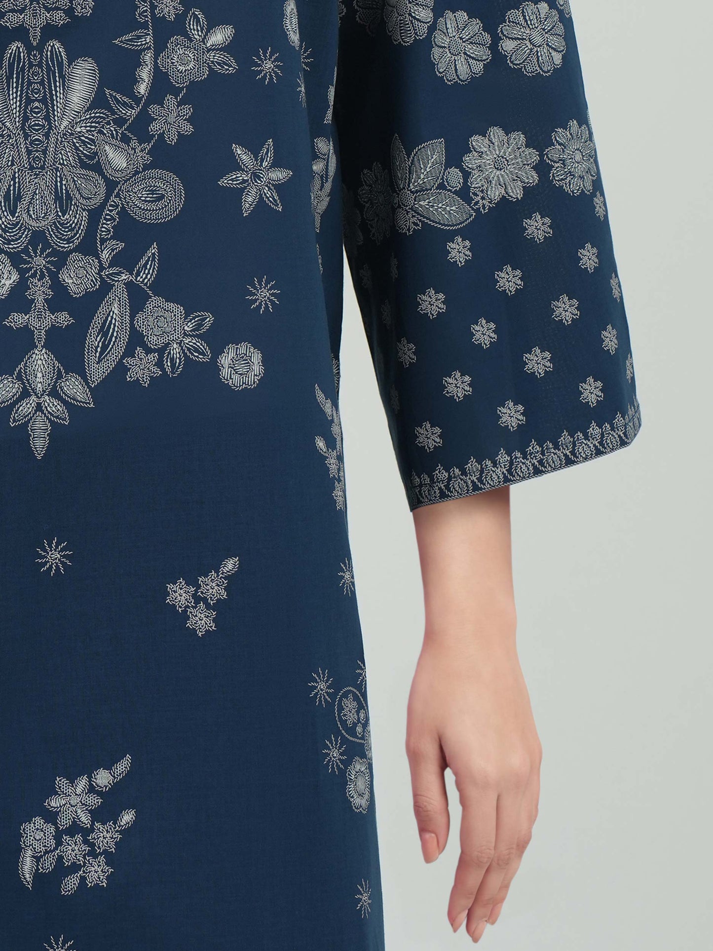 3 Piece Lawn Suit (Unstitched)