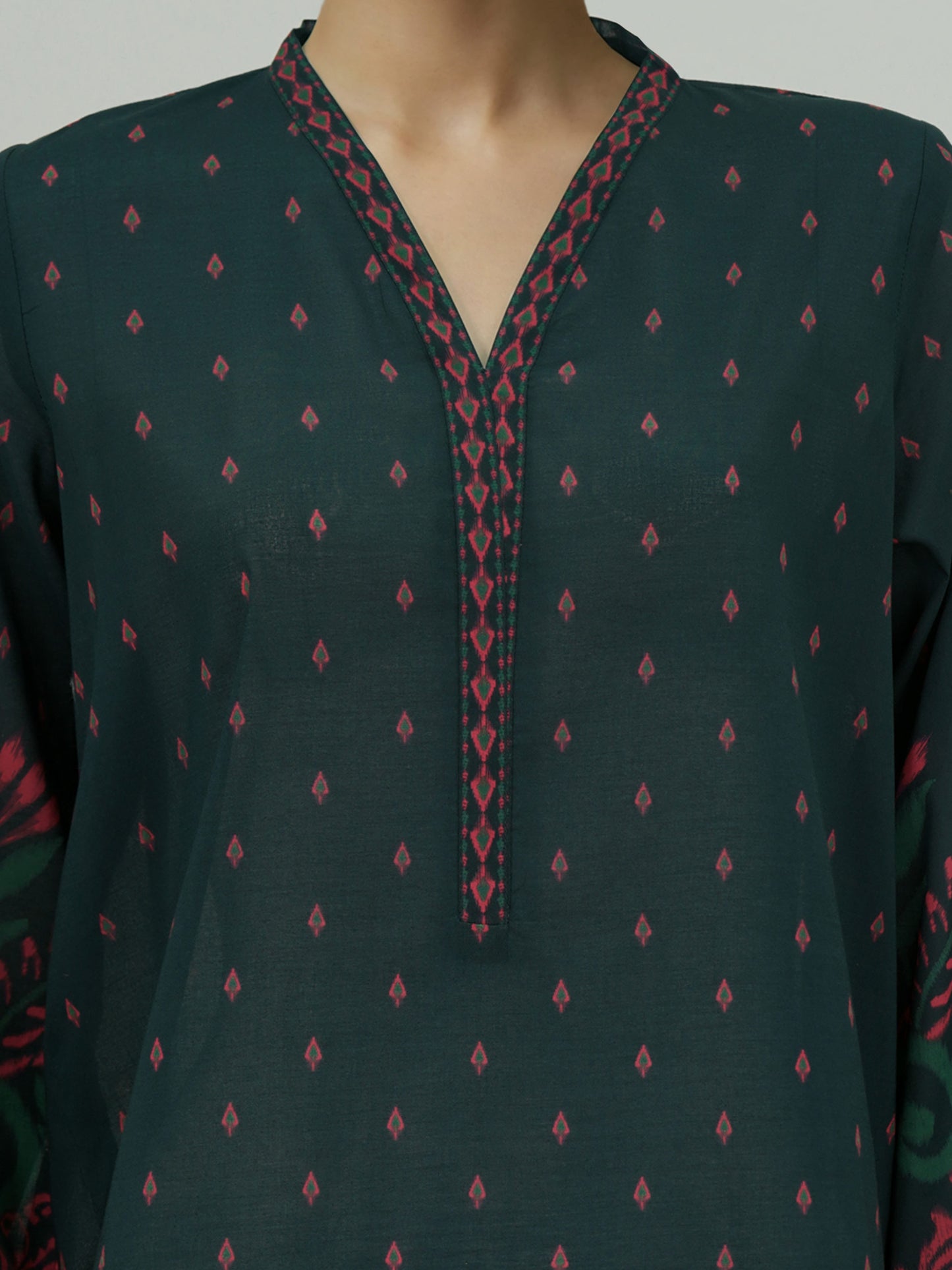 2 Piece Lawn Suit -Printed (Unstitched)