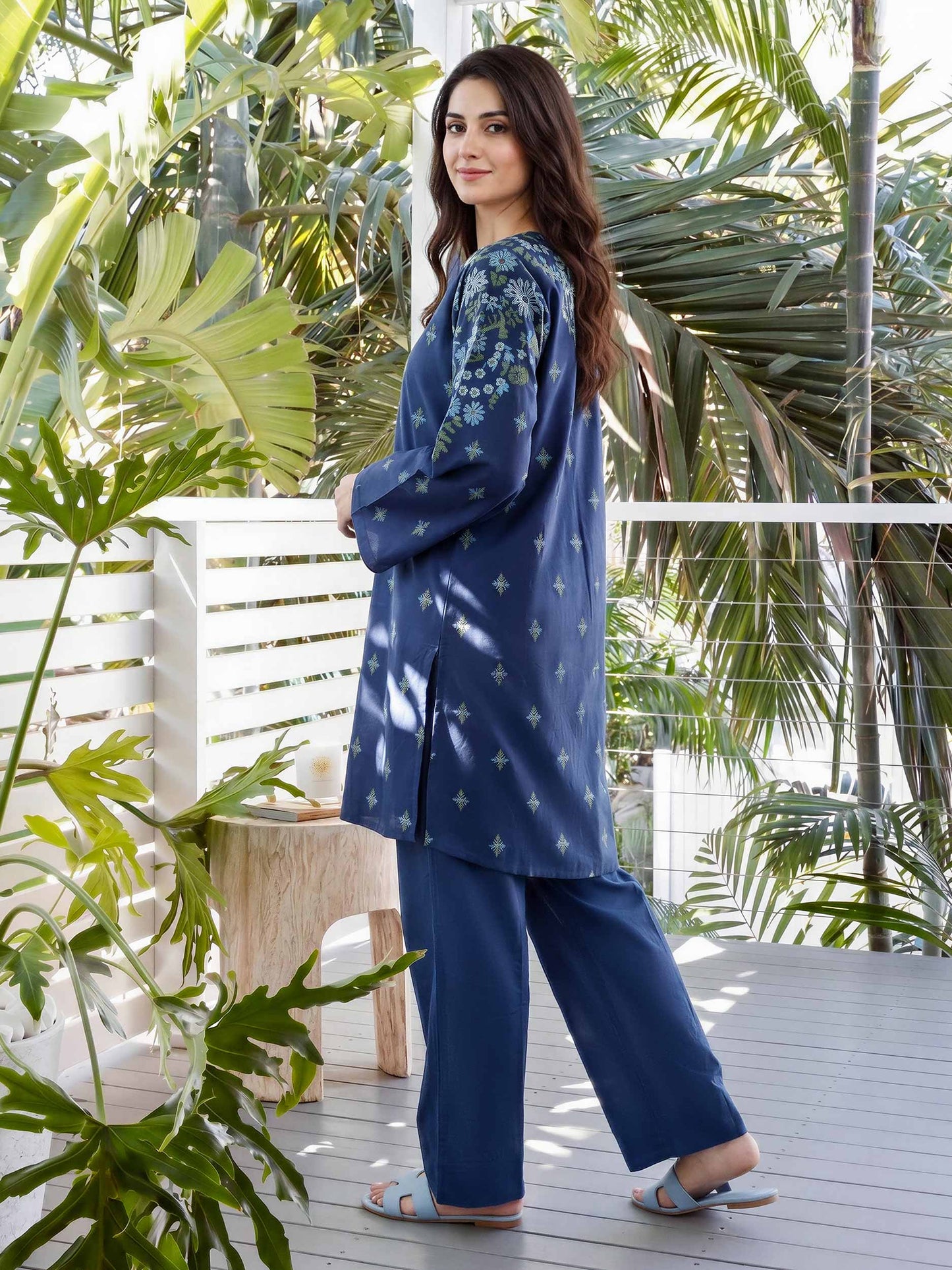 2 Piece Lawn Suit (Unstitched)