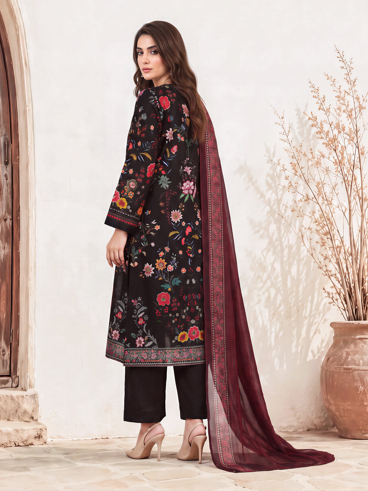 3 Piece Khaddar Suit (Unstitched)