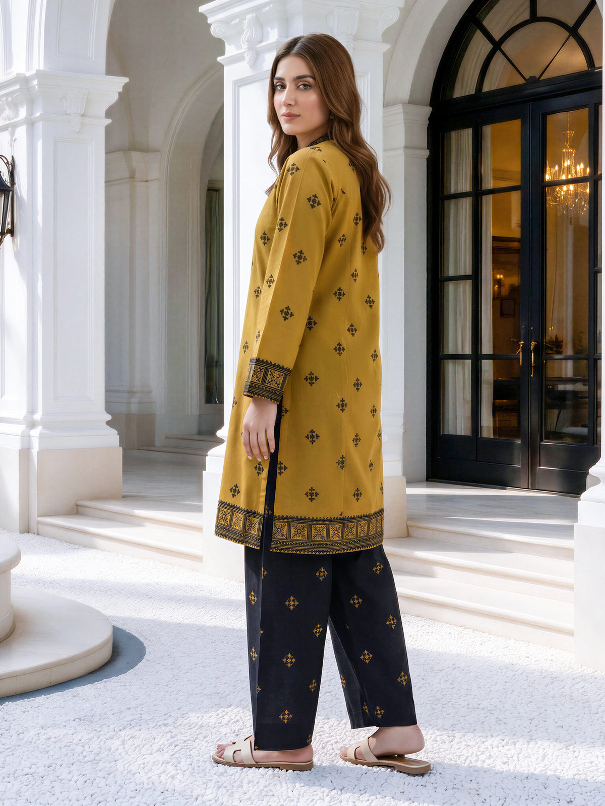 2 Piece Slub Khaddar Suit (Unstitched)