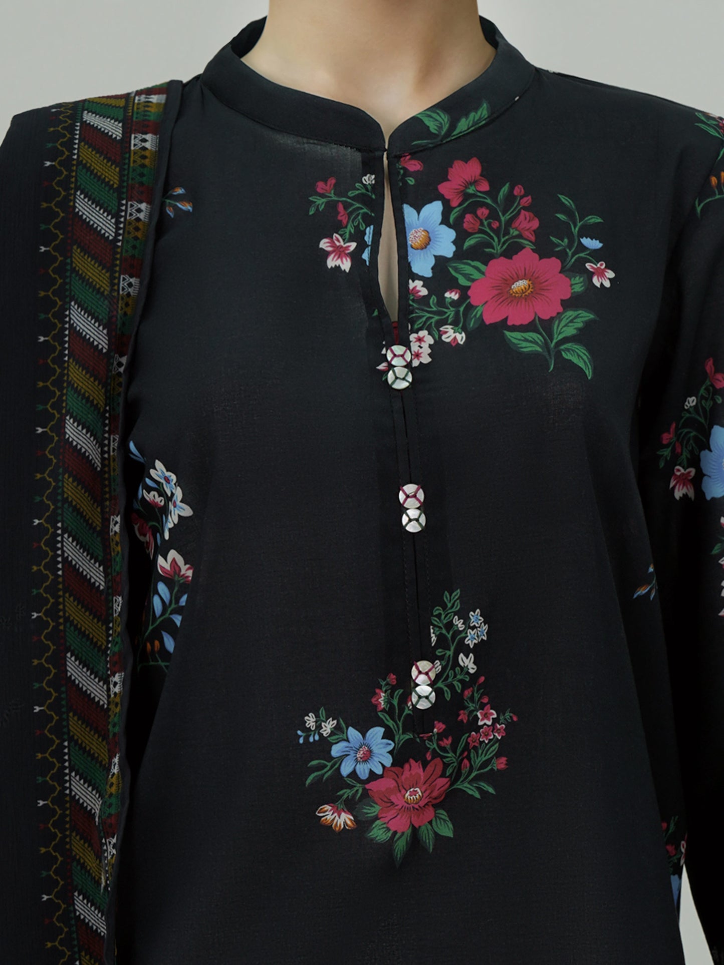 3 Piece Lawn Suit- Printed (Unstitched)