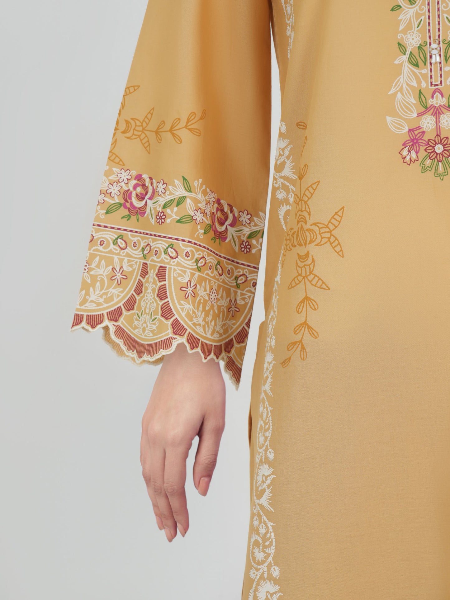 3 Piece Lawn Suit (Unstitched)
