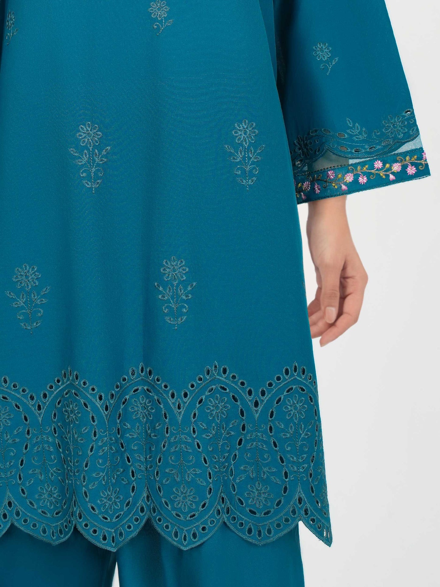 3 Piece Lawn Suit-Embroidered (Unstitched)