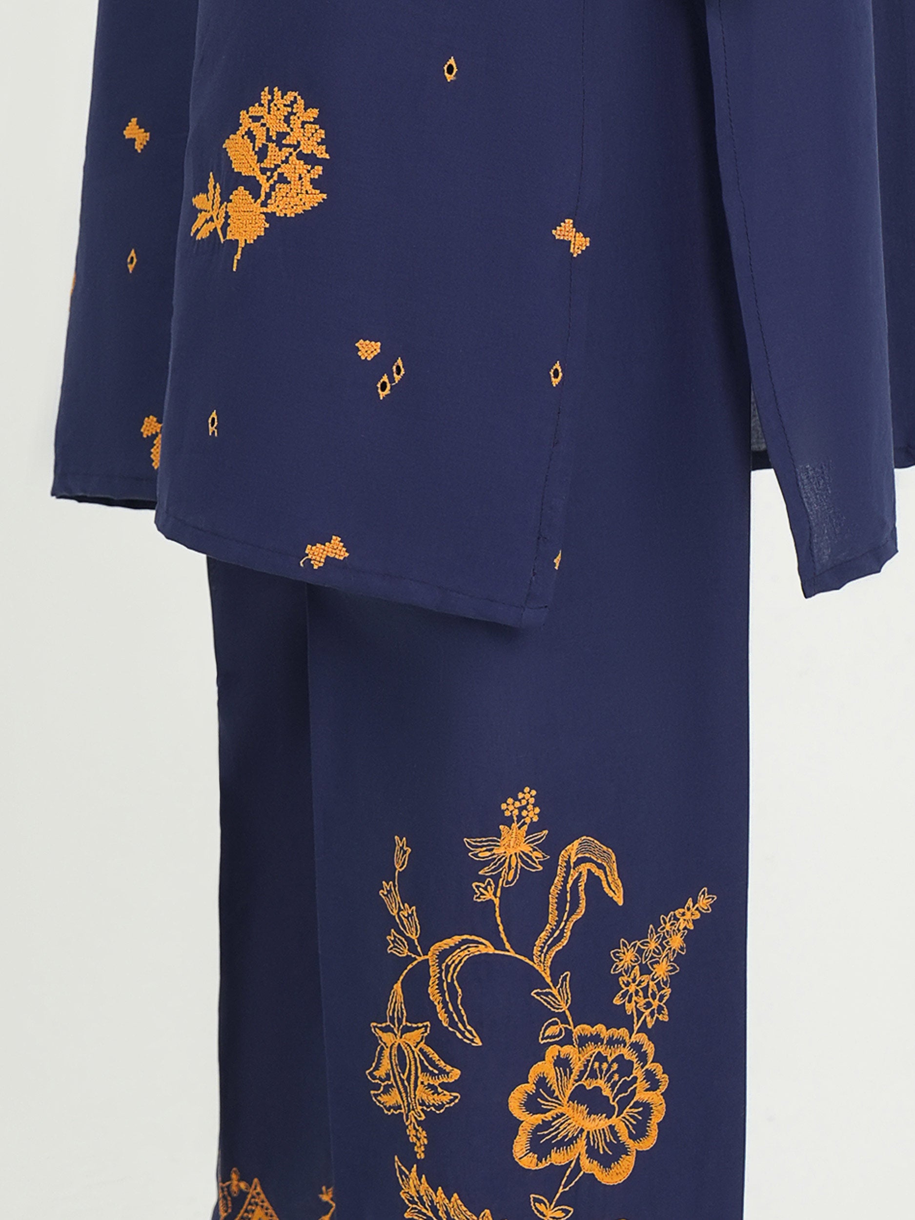 2 Piece Lawn Suit- Embroidered (Unstitched)