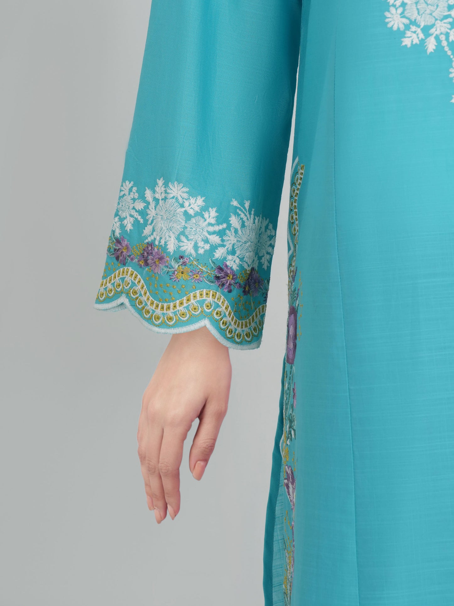 3 Piece Lawn Suit- Embroidered (Unstitched)