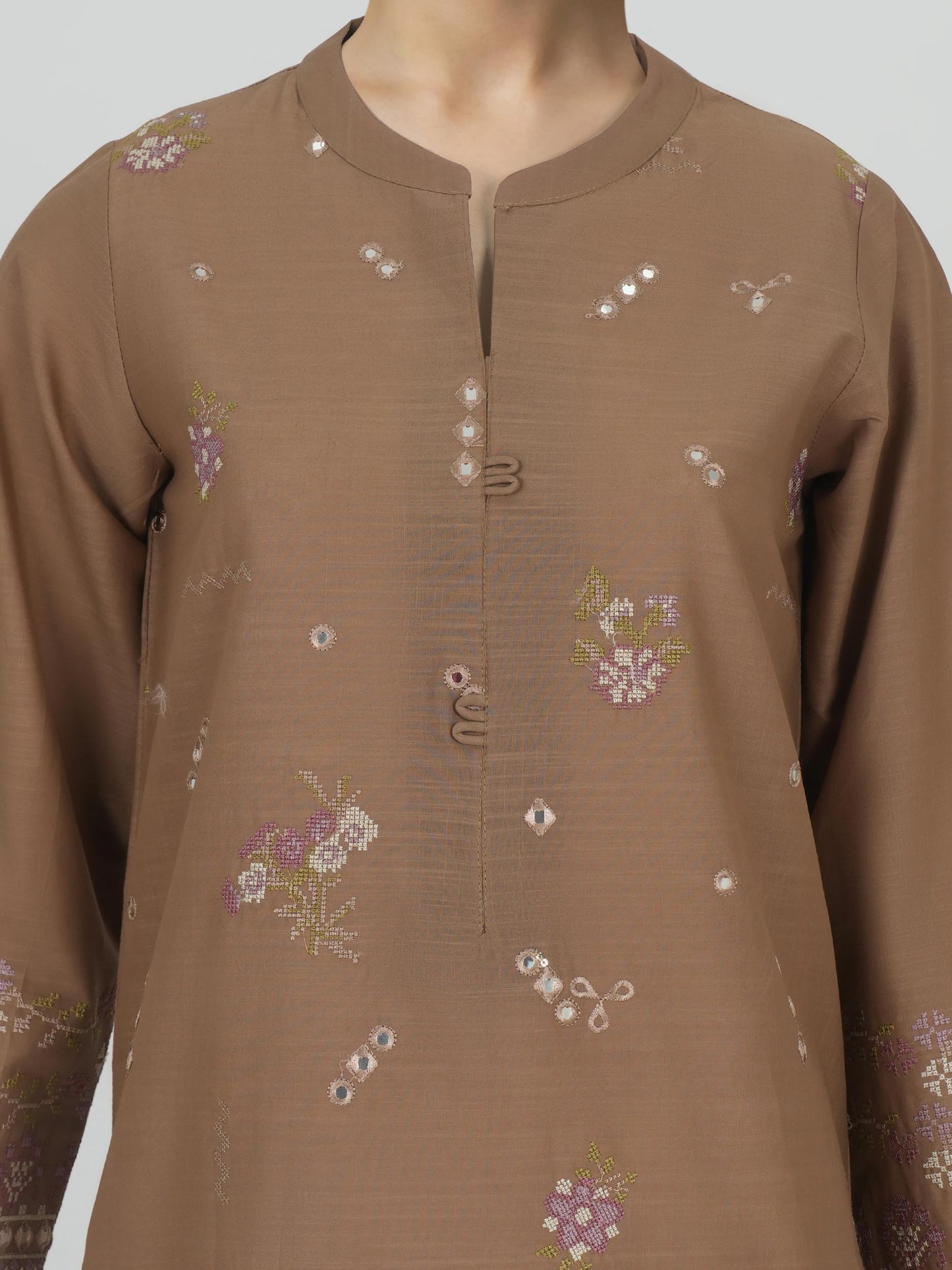 3 Piece Lawn Suit- Embroidered (Unstitched)