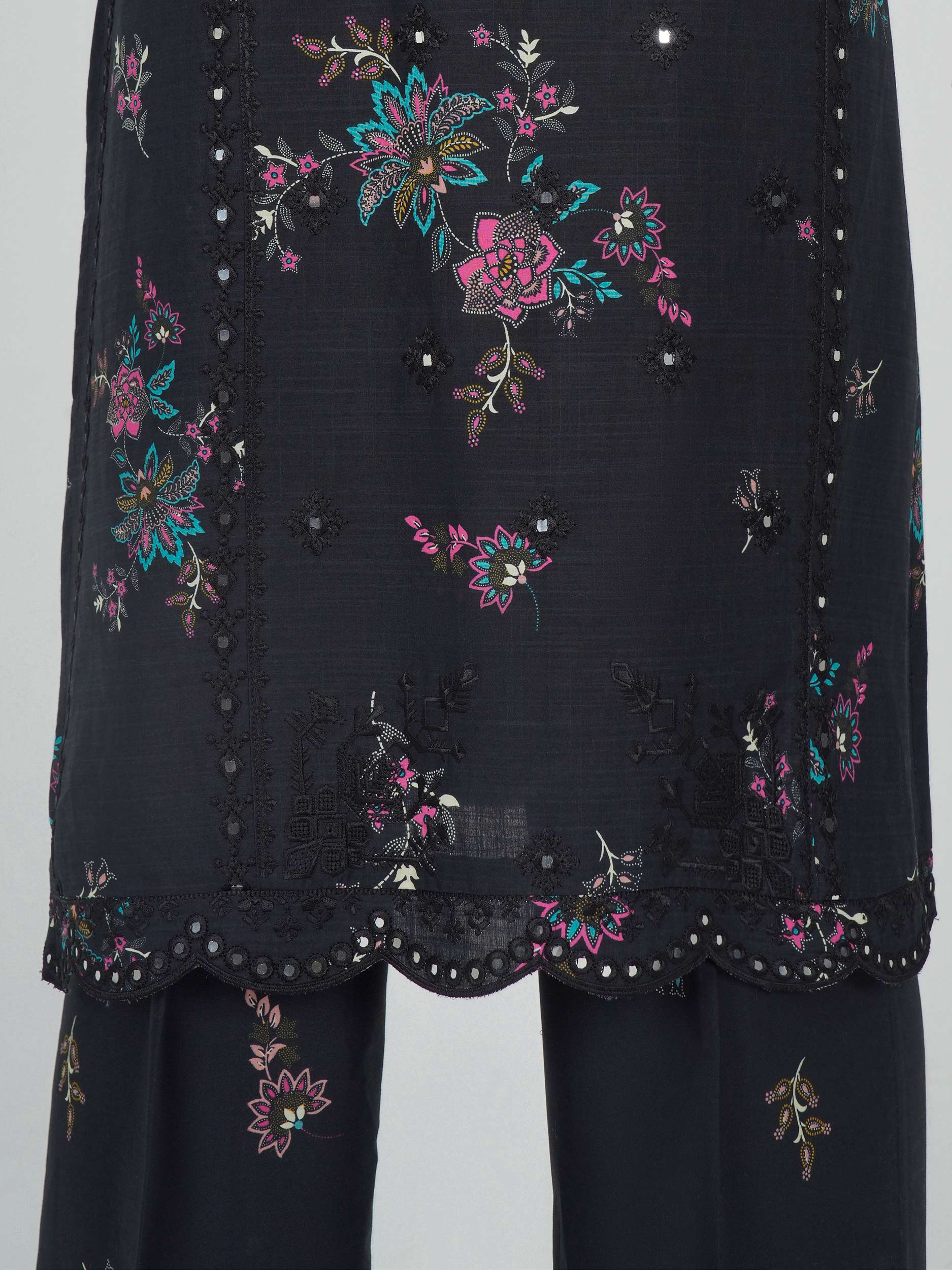 3 Piece Lawn Slub Suit- Embroidered (Unstitched)