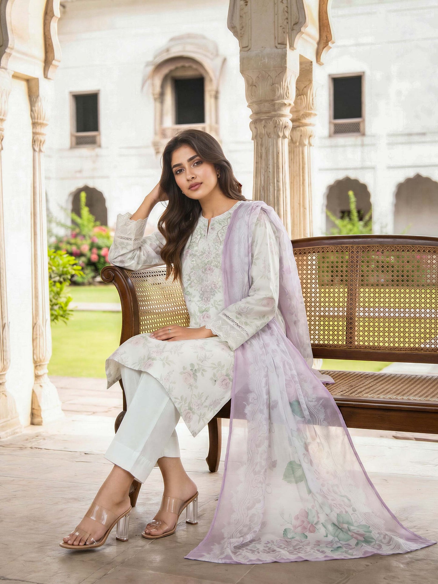 3 Piece Lawn Suit- Embroidered (Unstitched)