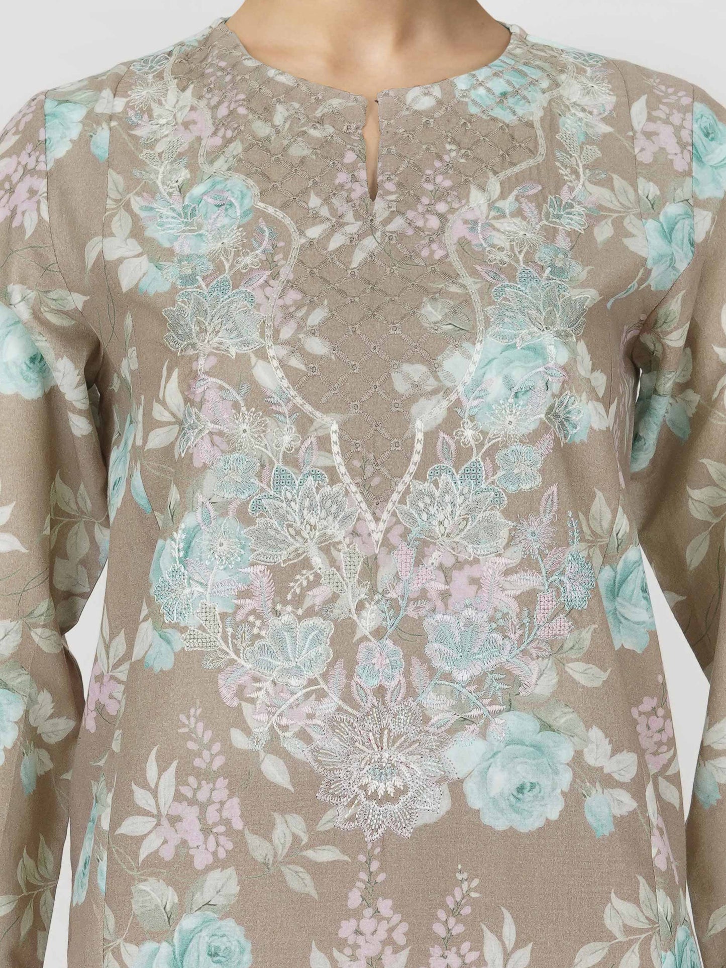 3 Piece Lawn Suit- Embroidered (Unstitched)