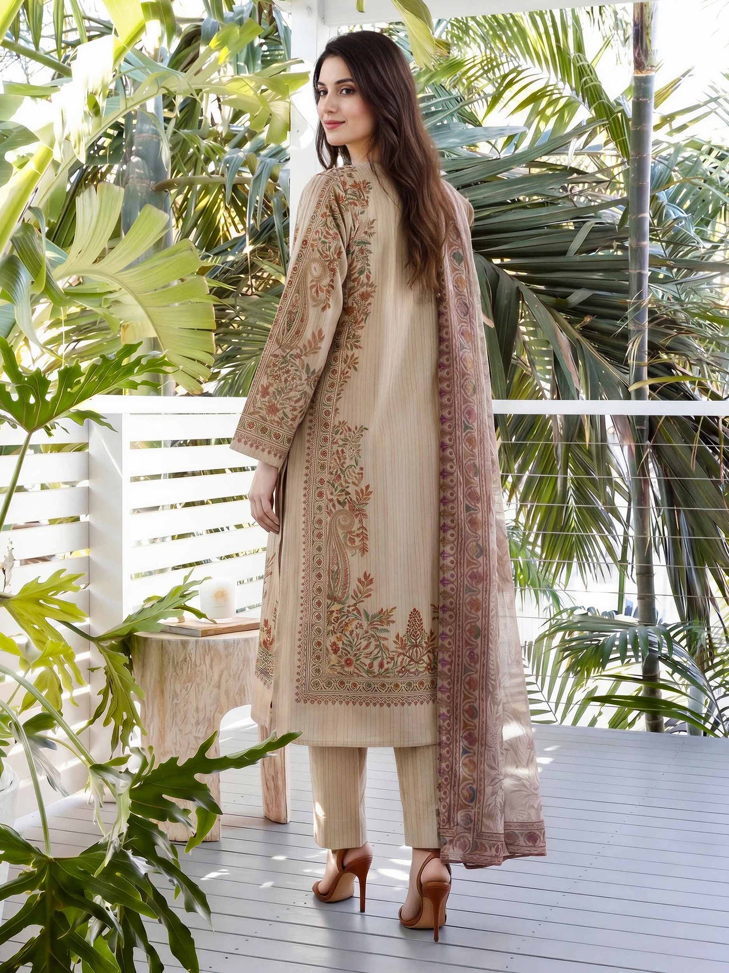 3 Piece Lawn Suit- Embroidered (Unstitched)
