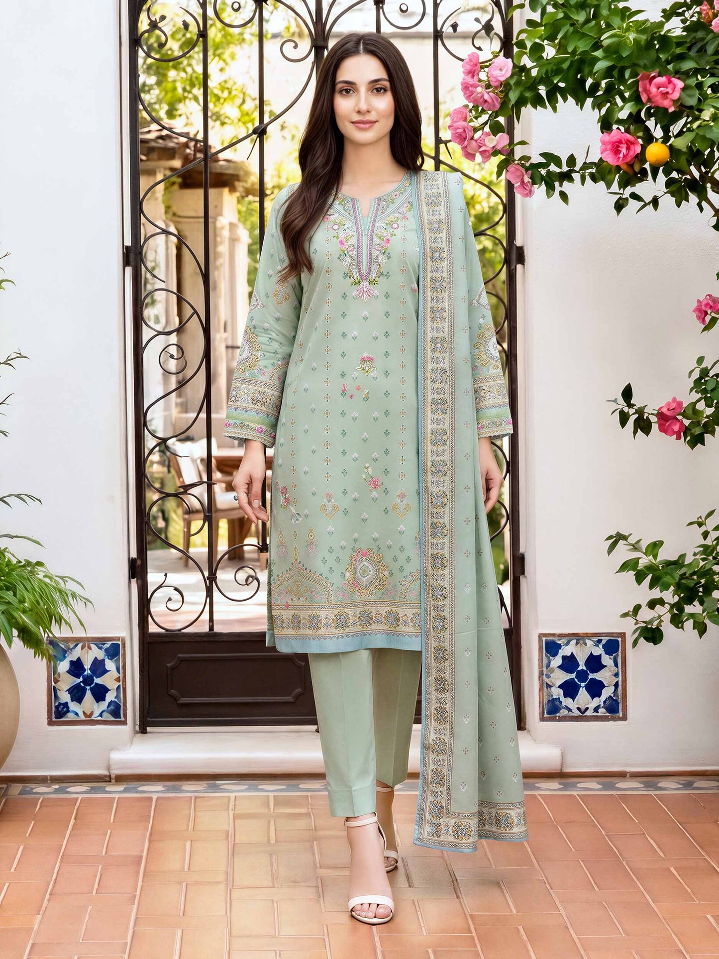 3 Piece Lawn Suit- Embroidered (Unstitched)