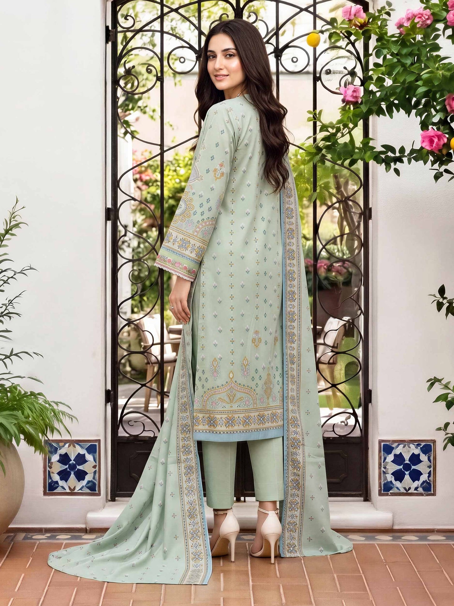 3 Piece Lawn Suit- Embroidered (Unstitched)