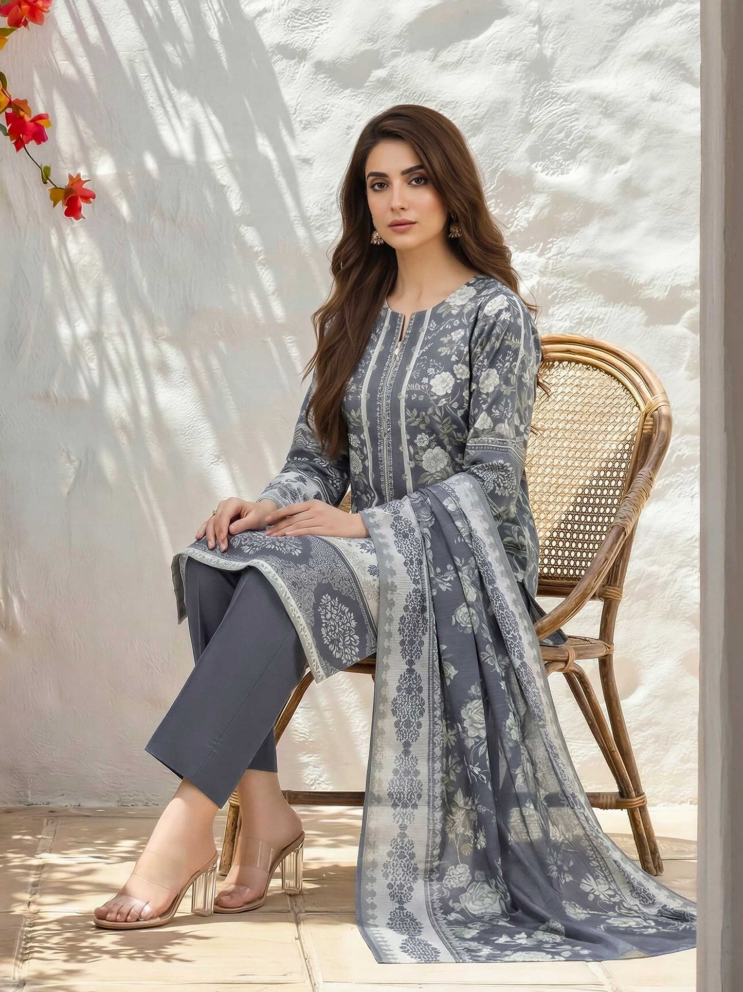 3 Piece Lawn Suit (Unstitched)