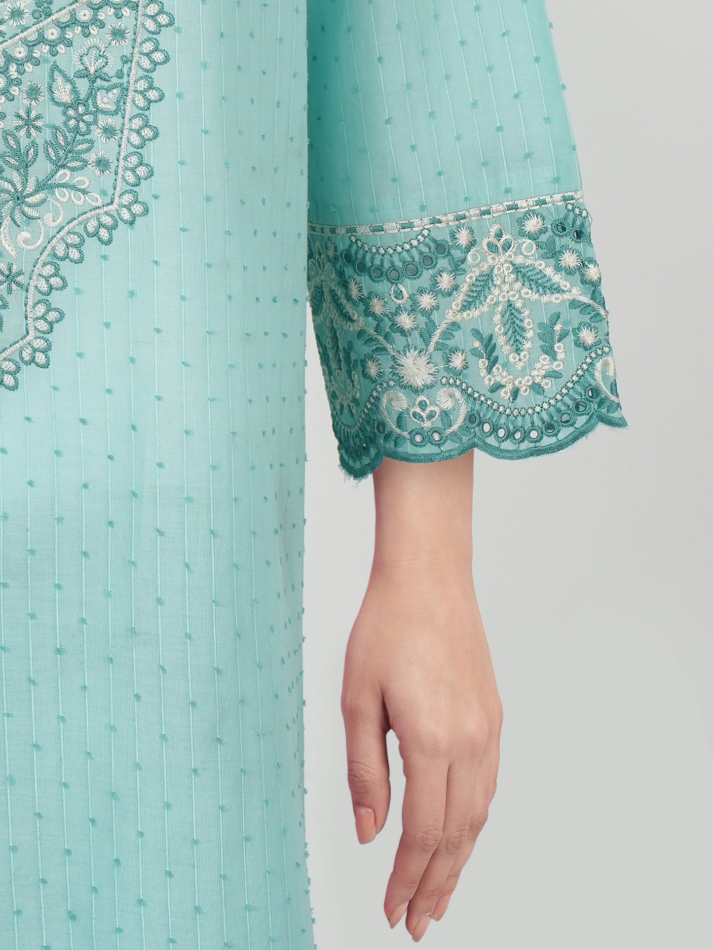 3 Piece Lawn Suit- Embroidered (Unstitched)