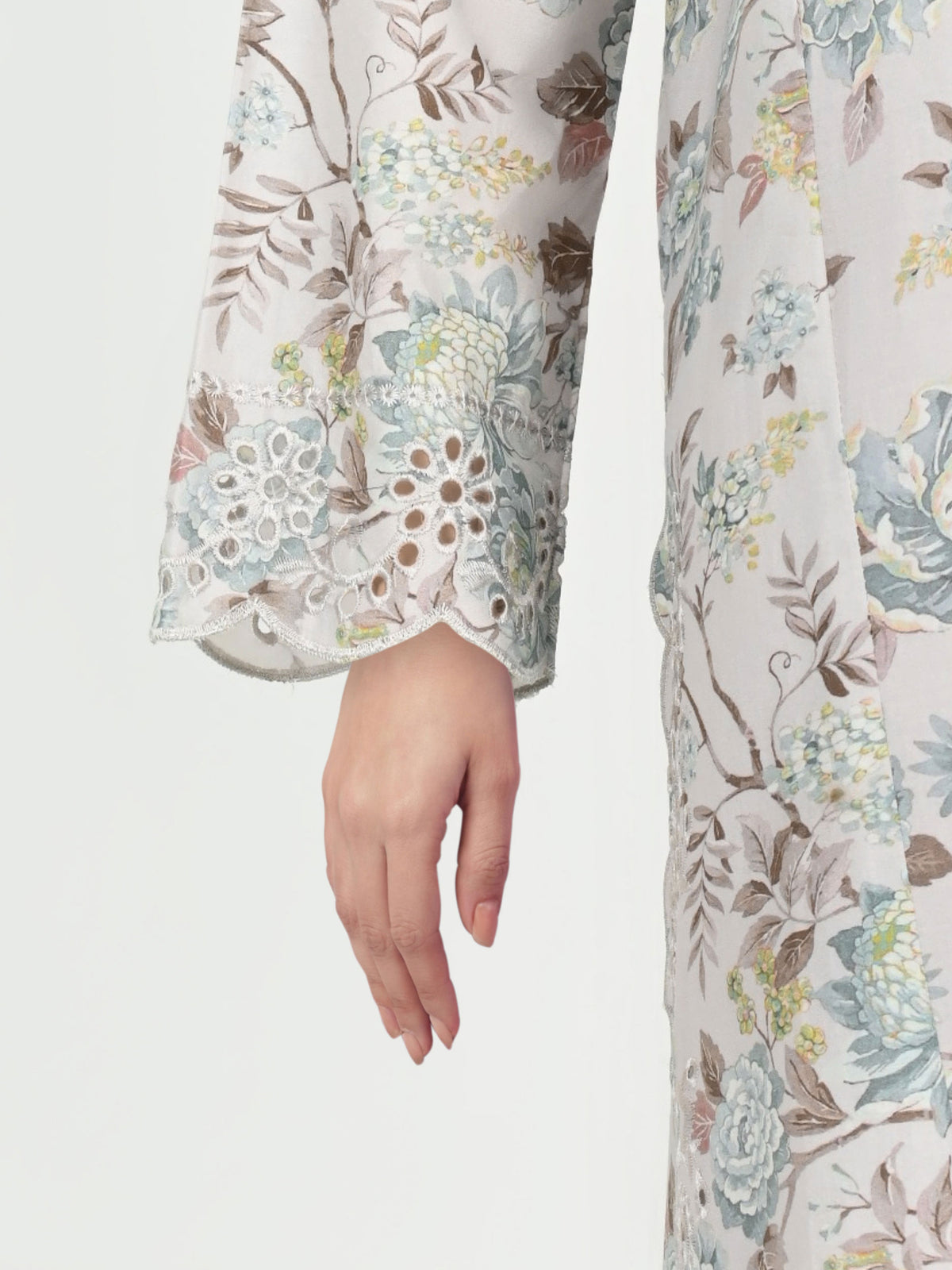 3 Piece Lawn Suit- Embroidered (Unstitched)
