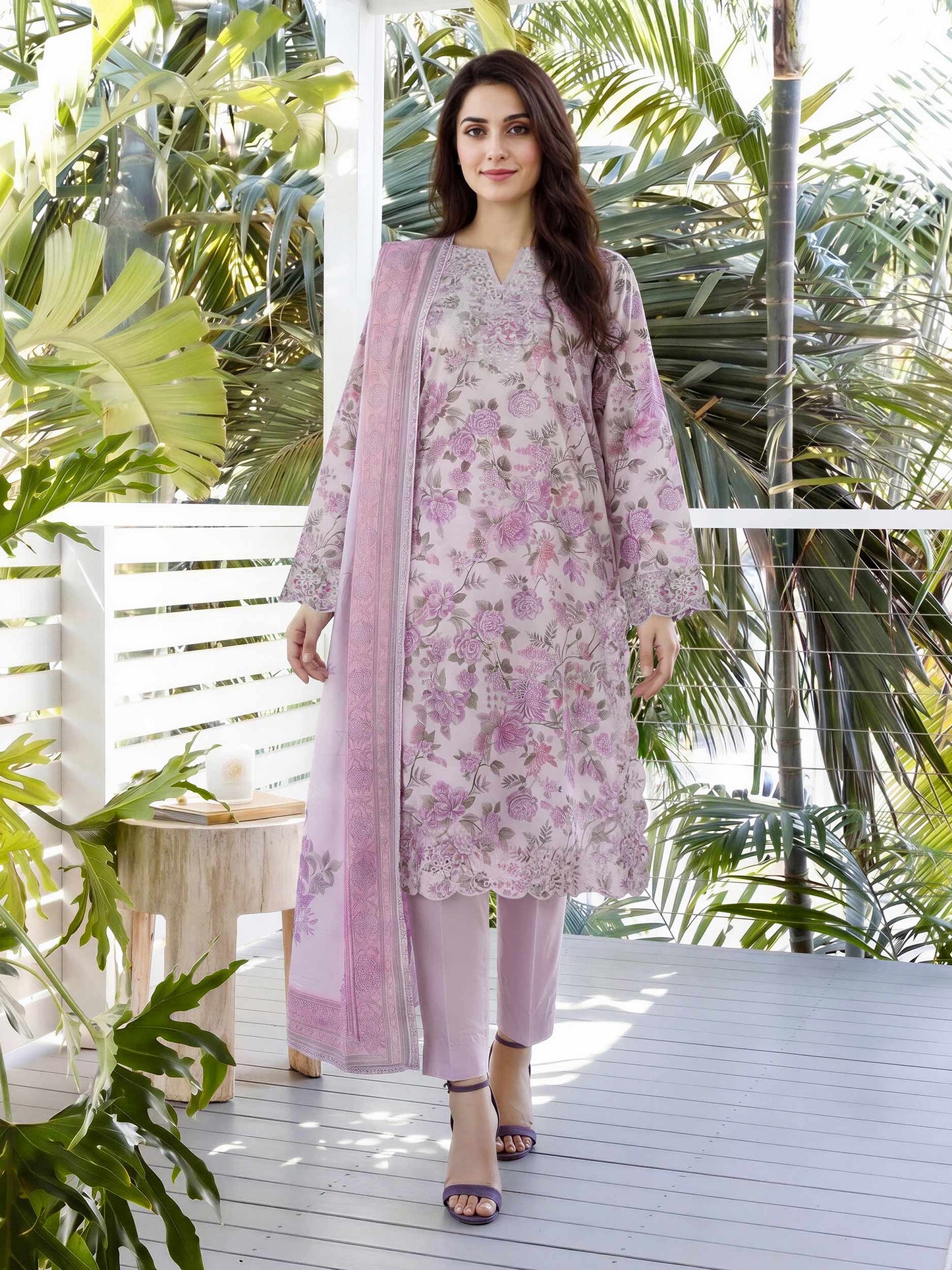 3 Piece Lawn Suit- Embroidered (Unstitched)