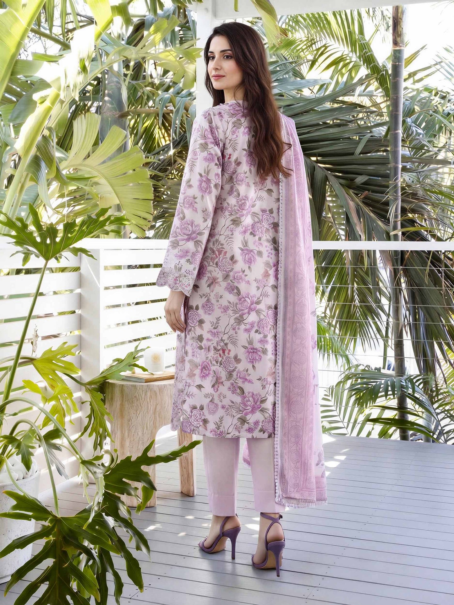 3 Piece Lawn Suit- Embroidered (Unstitched)