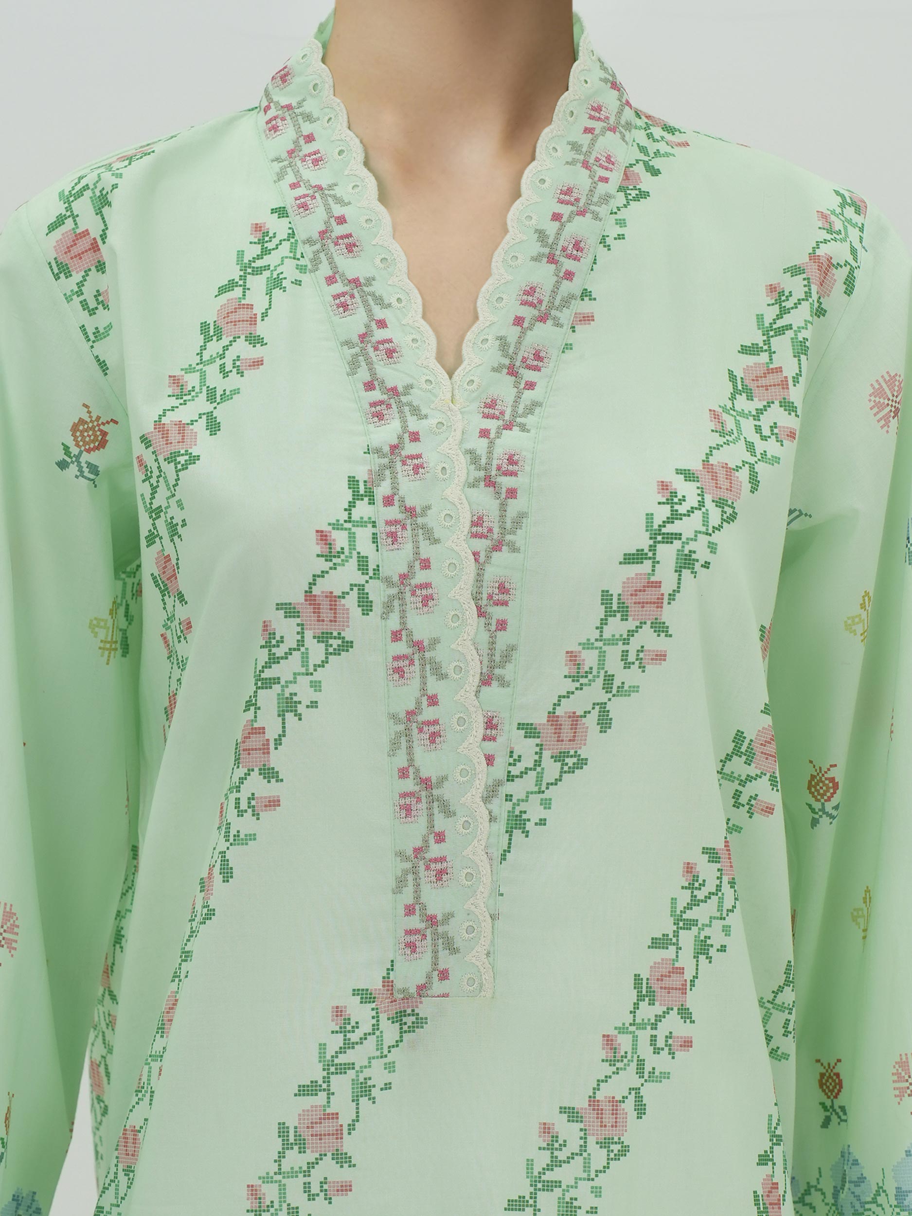3 Piece Lawn Suit- Embroidered (Unstitched)