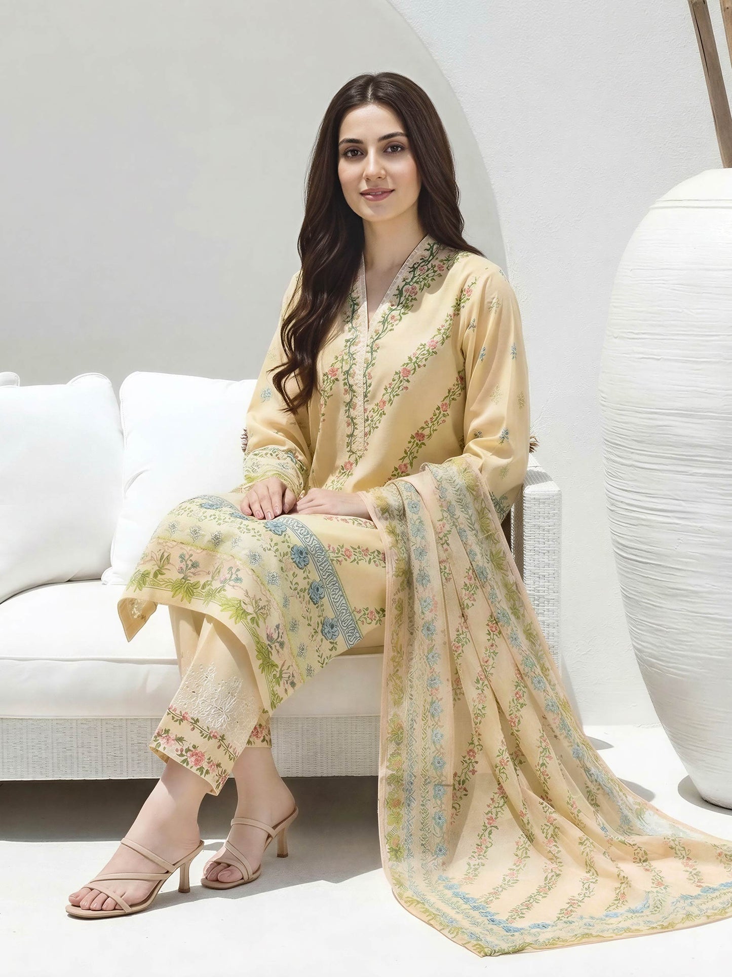 3 Piece Lawn Suit- Embroidered (Unstitched)