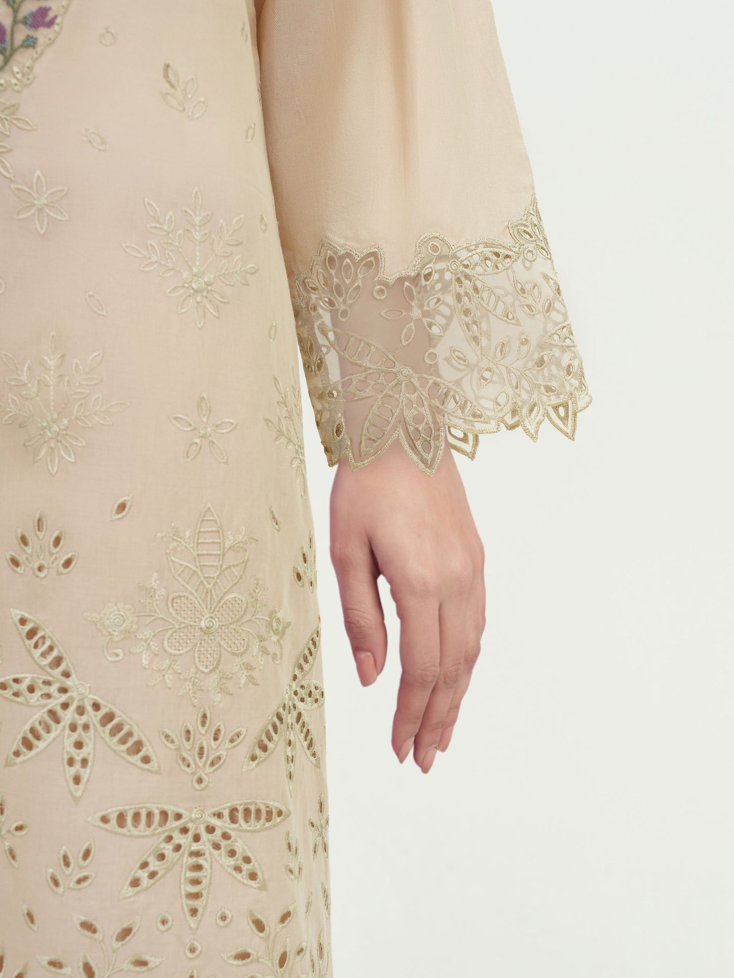 3 Piece Lawn Suit-Embroidered (Unstitched)