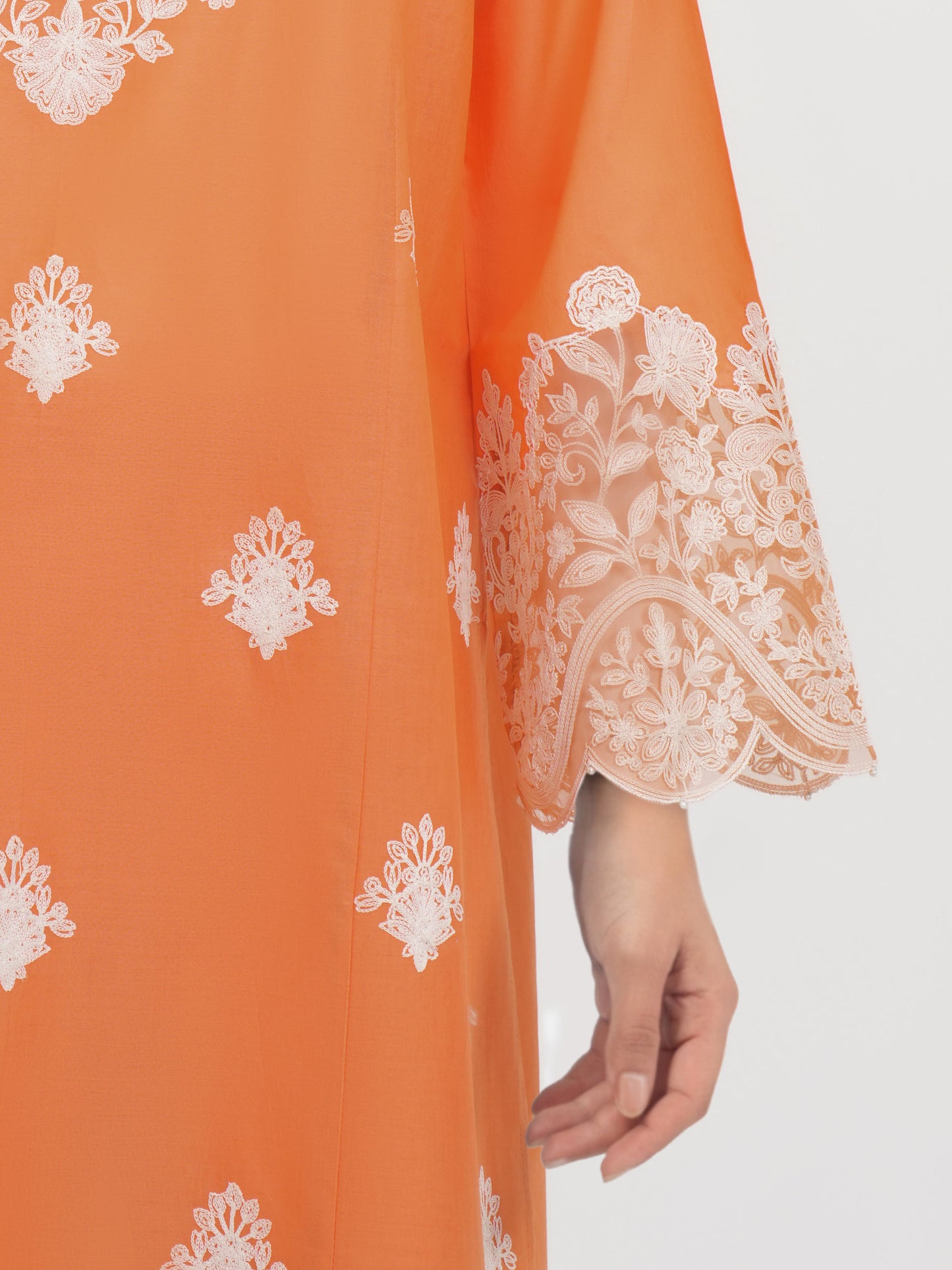 3 Piece Lawn Suit-Embroidered (Unstitched)