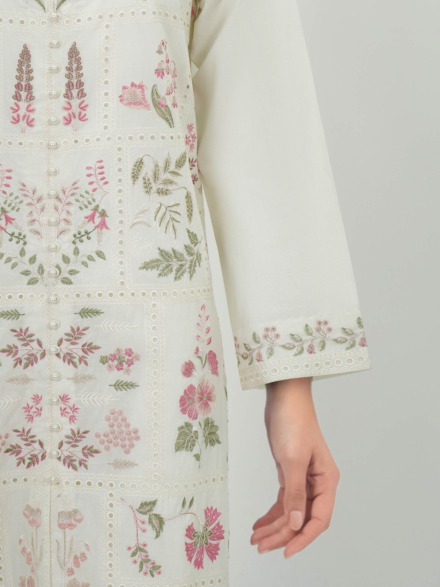 3 Piece Lawn Suit-Embroidered (Unstitched)