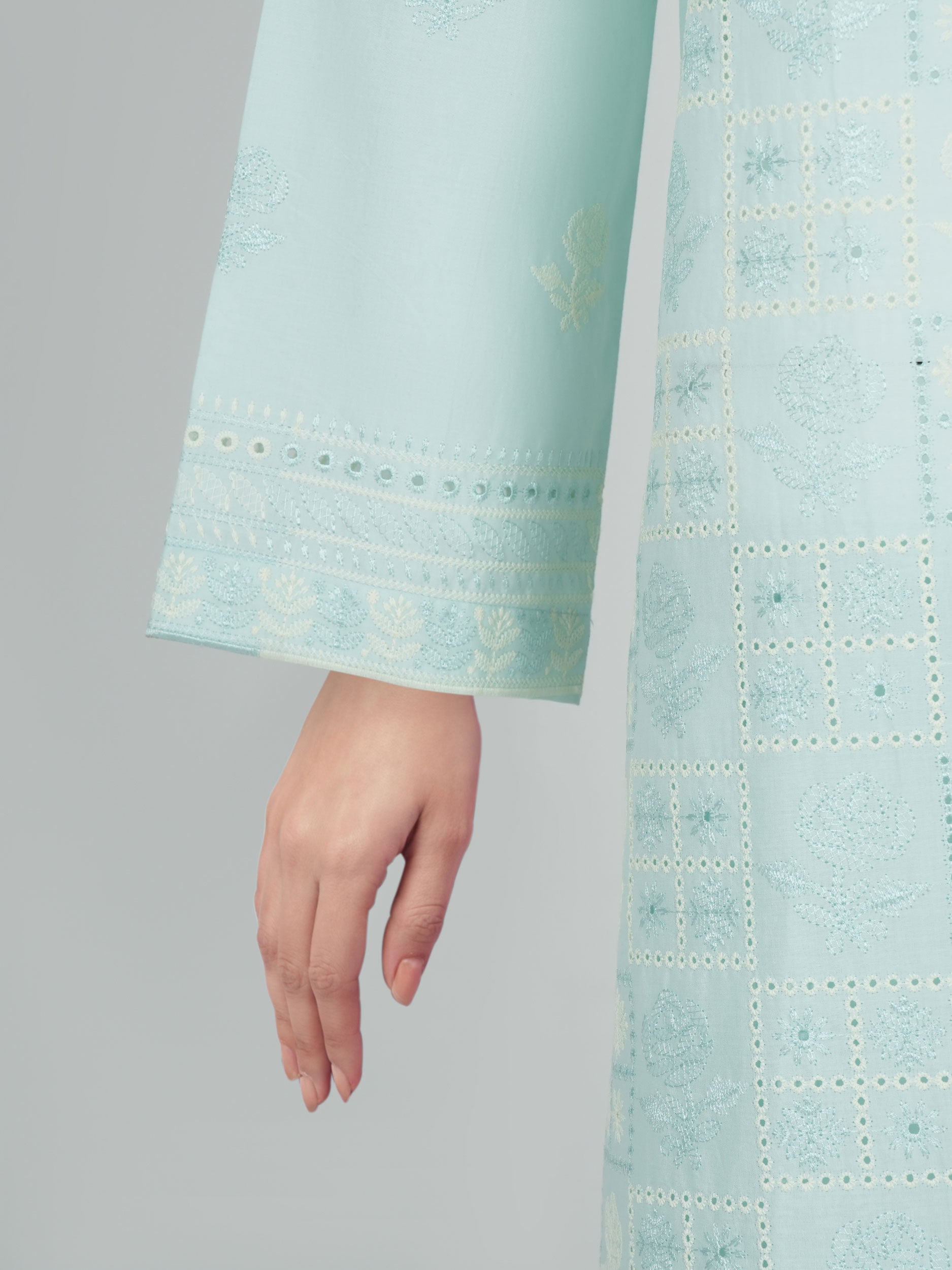 3 Piece Lawn Suit- Embroidered (Unstitched)