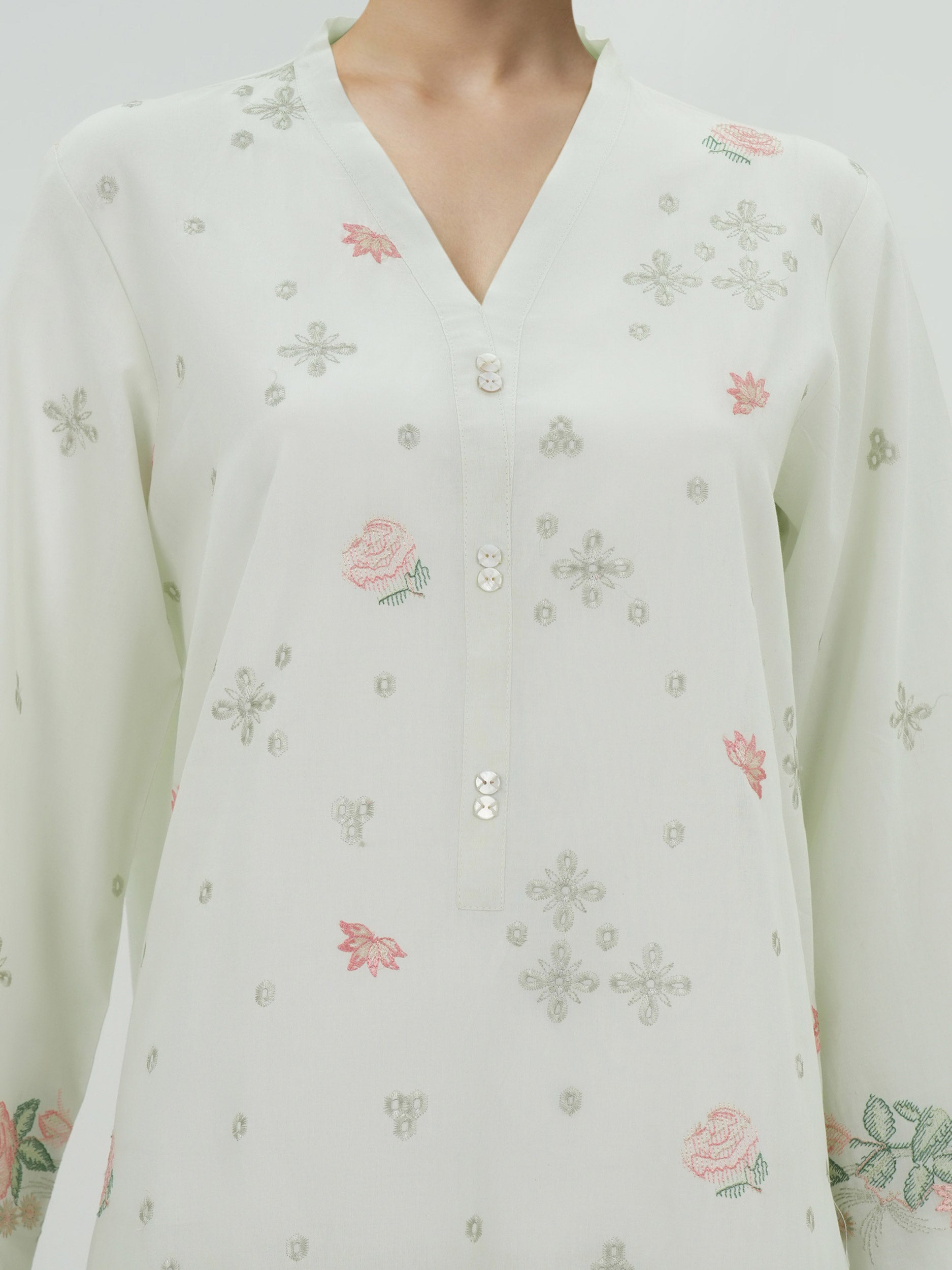 3 Piece Lawn Suit- Embroidered (Unstitched)