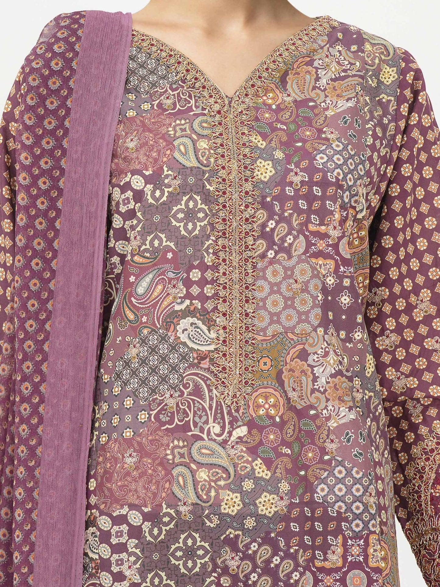 3 Piece Lawn Suit- Embroidered (Unstitched)
