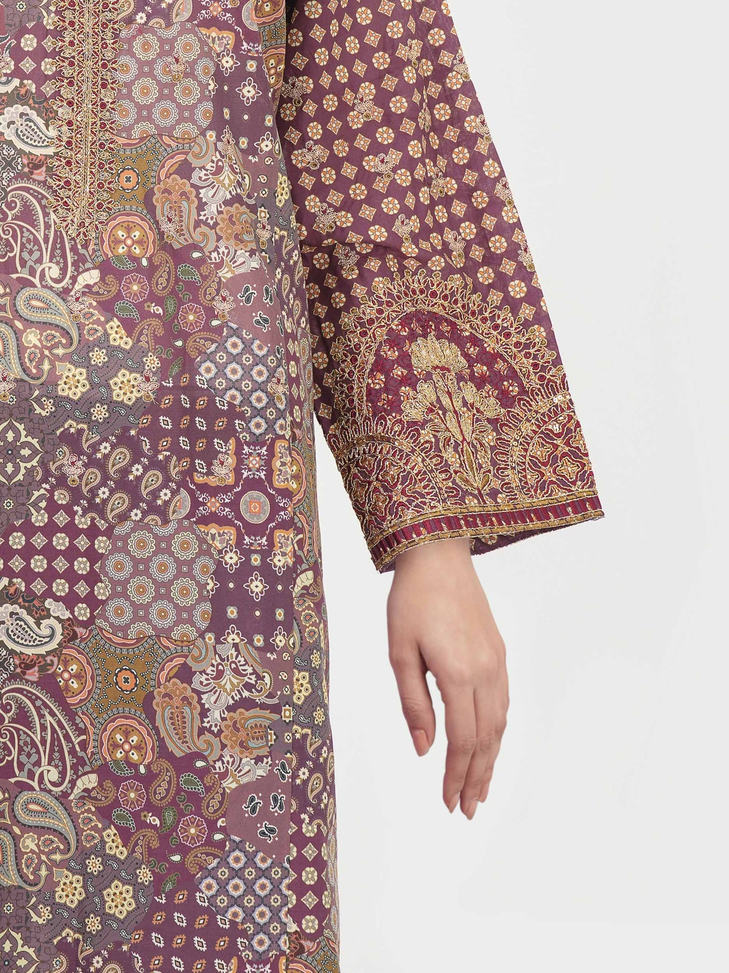 3 Piece Lawn Suit- Embroidered (Unstitched)