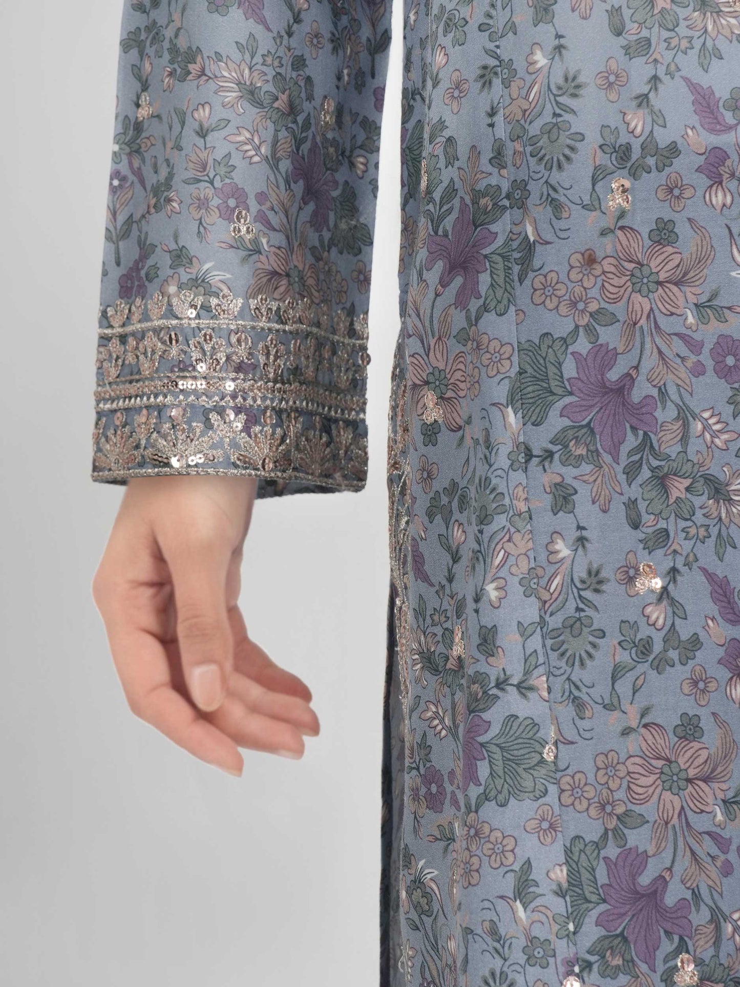 3 Piece Lawn Suit- Embroidered (Unstitched)