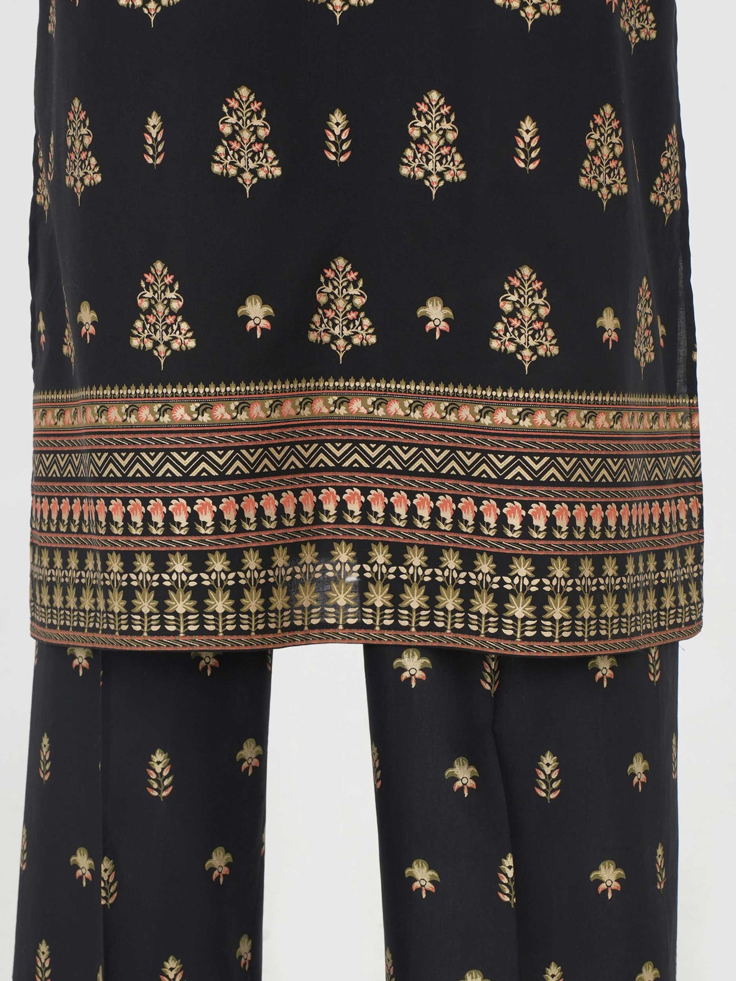 3 Piece Lawn Suit- Embroidered (Unstitched)