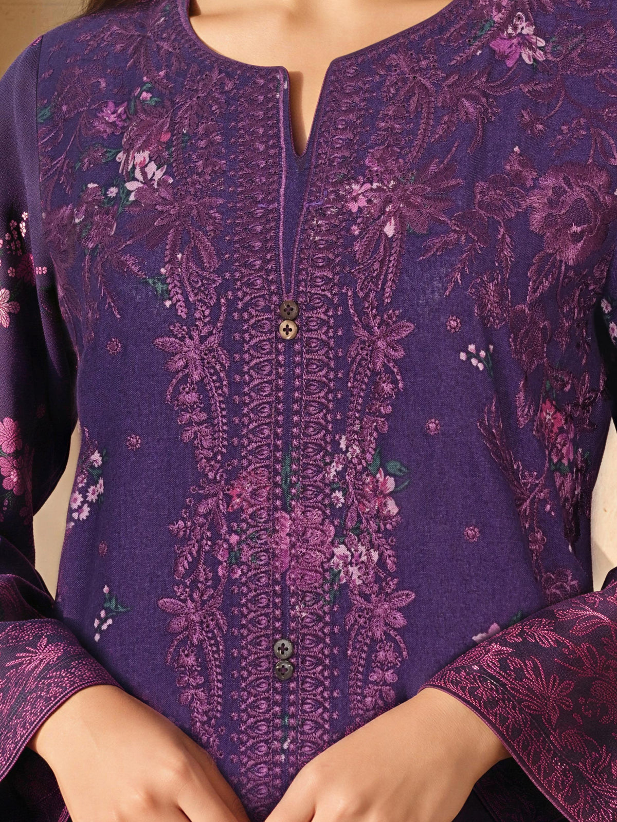 3 Piece Khaddar Suit- Embroidered (Unstitched)