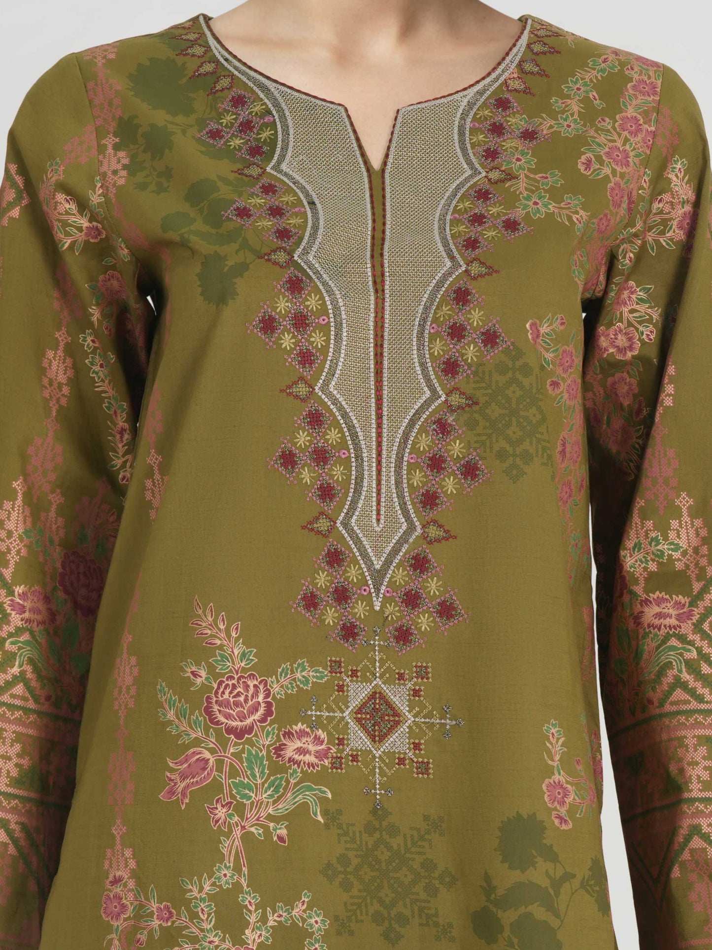 3 Piece Lawn Suit- Embroidered (Unstitched)