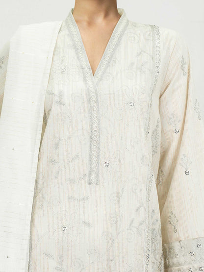 3 Piece Lawn Massuri Suit- Embroidered (Unstitched)
