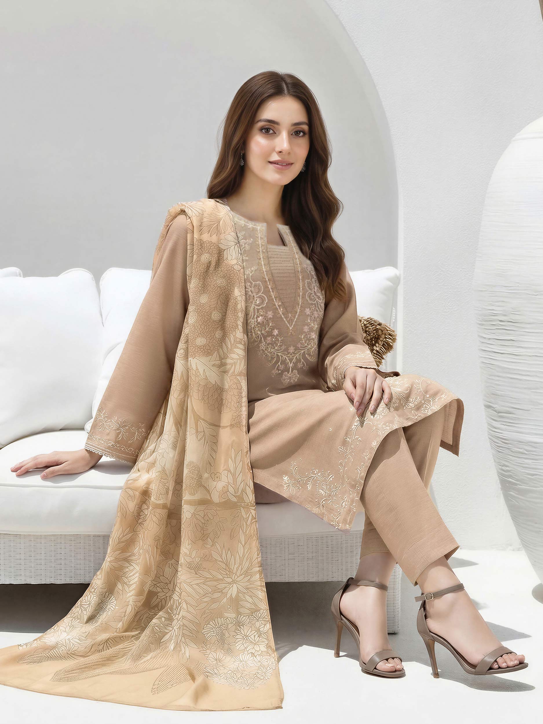 3 Piece Lawn Suit- Embroidered (Unstitched)
