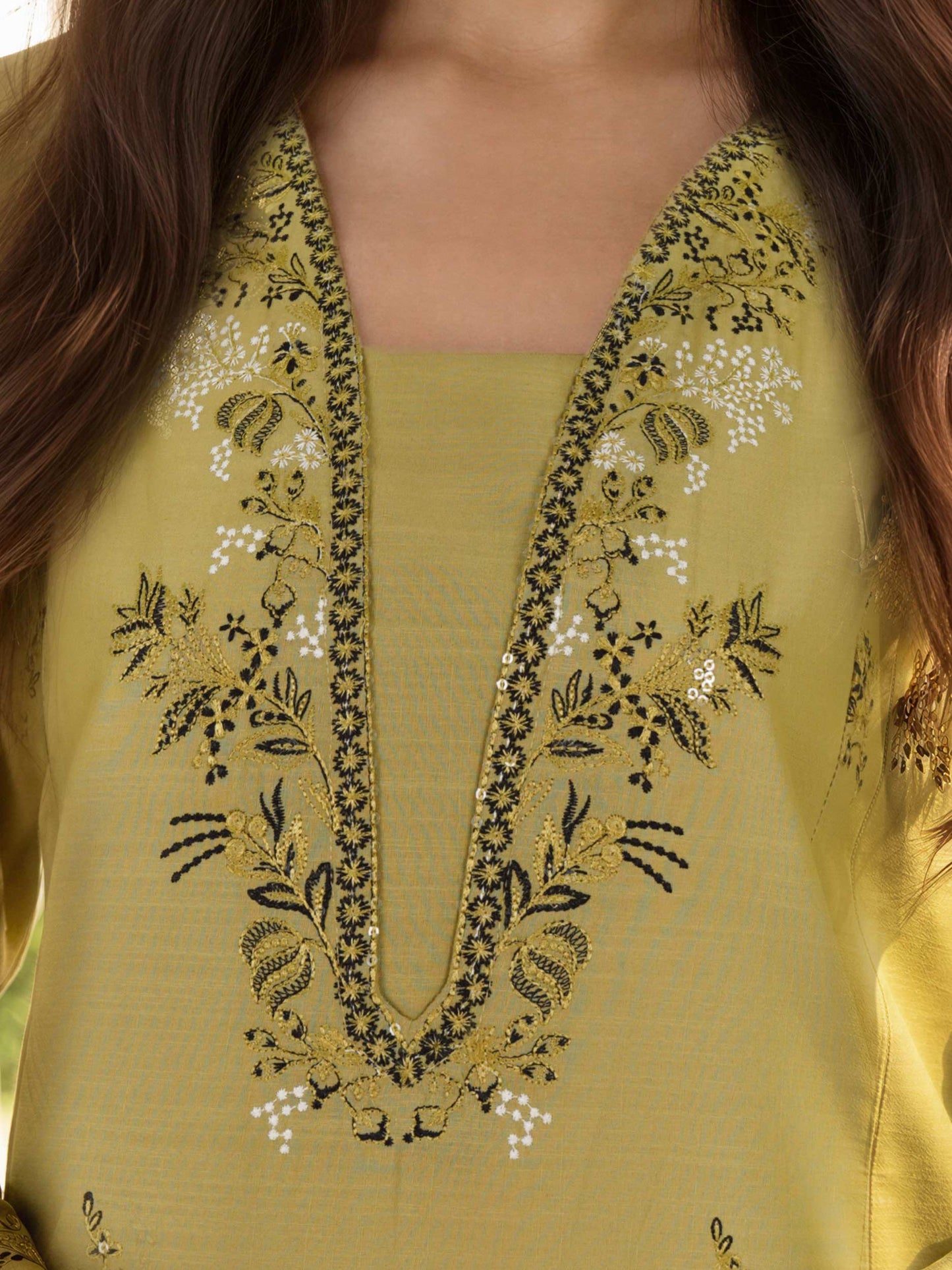 3 Piece Lawn Slub Suit- Embroidered (Unstitched)