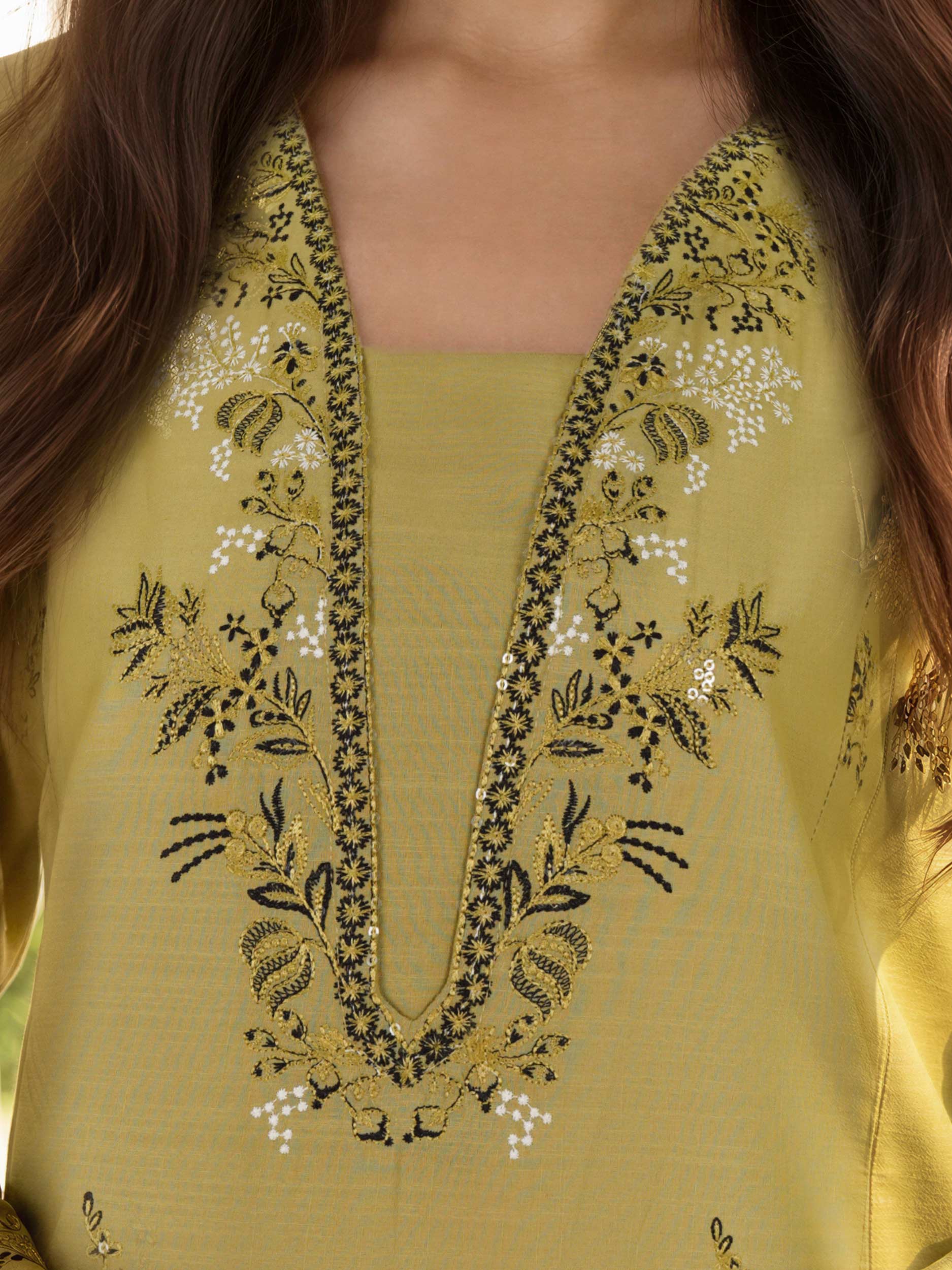 3 Piece Lawn Slub Suit- Embroidered (Unstitched)